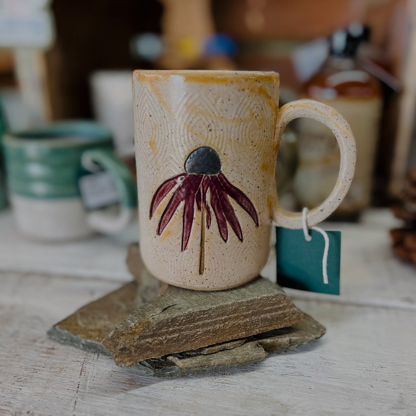 We have some new handmade items in from White squirrel clay works! Come on in and grab a beautiful one of a kind mug!
#whitesquirrelclayworks #smokymountaintrader #cleavelandga #smallbusinessowner
