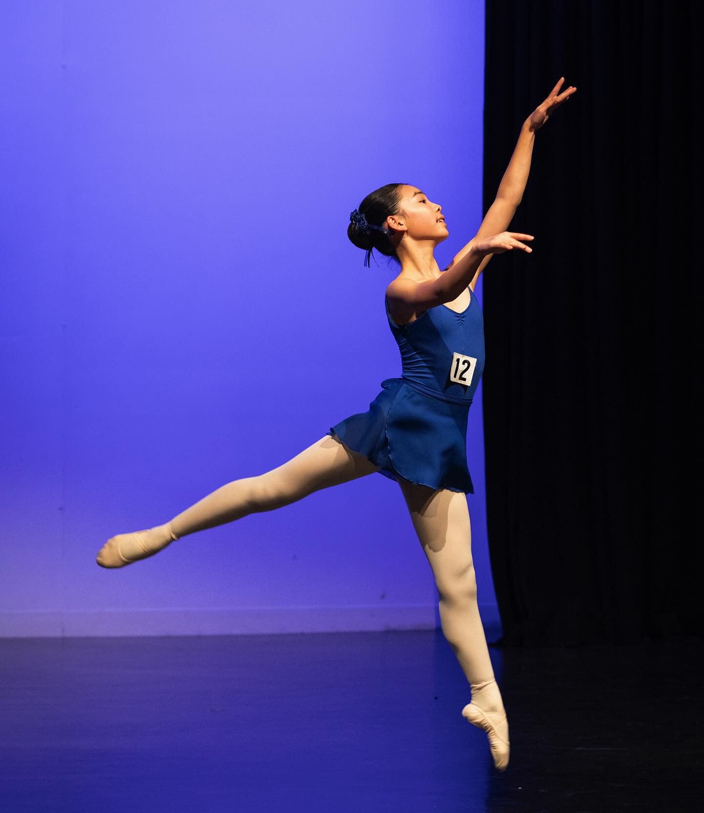 #luciesaronovamemorialaward
Luna is representing VIC in the Silver Lucie Saronova Memorial Award.
Luna trains @vcasecondaryschool
✨ We’re so excited to watch these young dancers perform.
📸@belinda_strodder_photography
#cecchettiballetaustralia #cecchettiballet