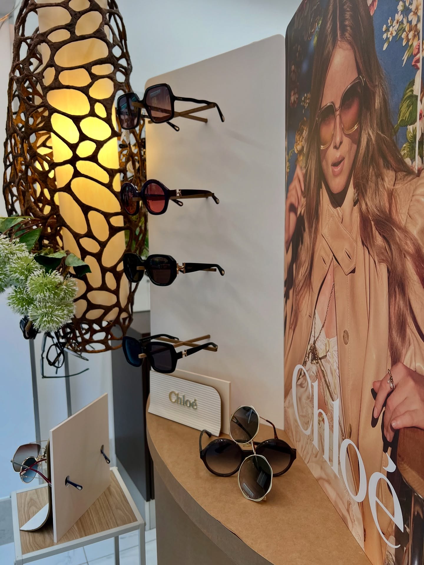 🌟NUOVA COLLEZIONE CHLOÉ EYEWEAR È ARRIVATA!🌟
Design iconici, colori ricercati e lenti dalle sfumature incredibili che catturano la luce e lo sguardo. ✨
Che tu cerchi un tocco di eleganza o un’esplosione di stile, questi modelli sono perfetti per te.
🔹 **Protezione UV** e qualità premium.
#ChloéEyewear #NuovaCollezione #OtticaStylish #LentiDaSole #ModaEyewear #chloé #chloesunglasses