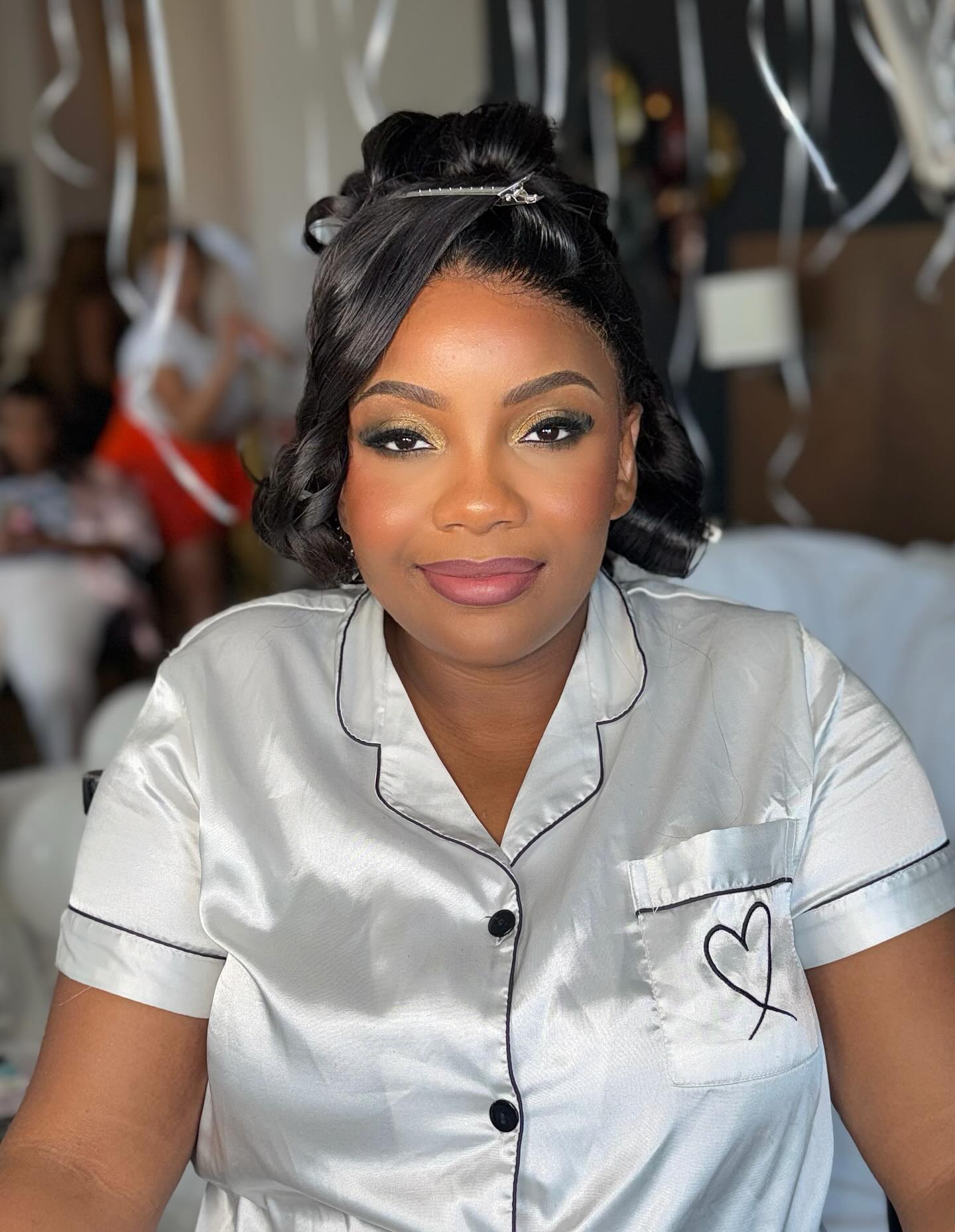 Bridesmaid makeup ✨✨
Book online www.Envee-beauty.com
#bridesmaids #weddingseason #weddingmontreal #bridalmakeup #weddingmakeup
#glow #makeup #makeupaddict #luxurymakeup #makeover #instaglam #mtl #montreal #patmcgrath #glammakeup #beauty #natashadenona #makeupartistworldwide #mua #makeupartist #dior #makeupforblackwomen #motd #bridalmakeupinspo