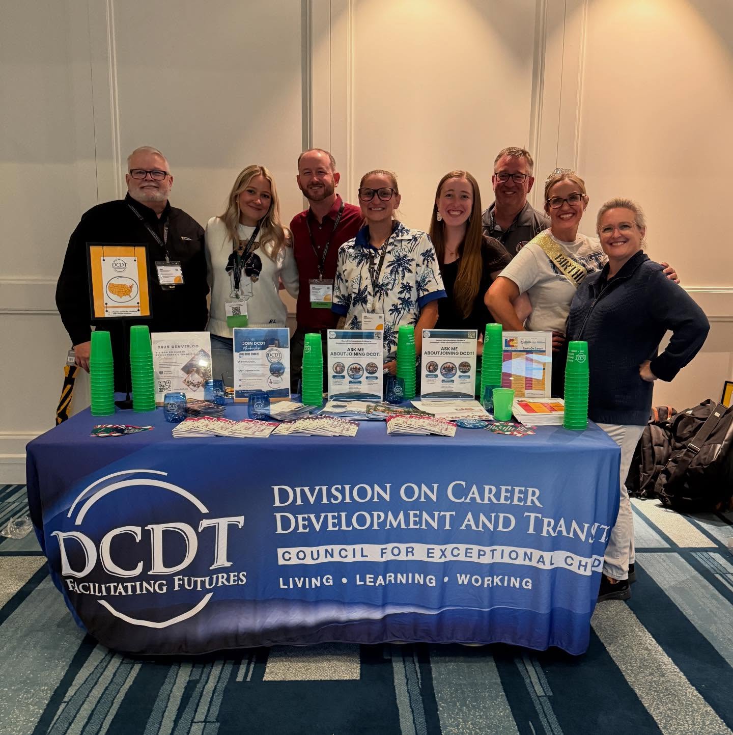 📸 DCDT at #FLPEPPI, connecting with educators and leaders from across the state. Thank you @floridacsua for hosting another amazing institute!