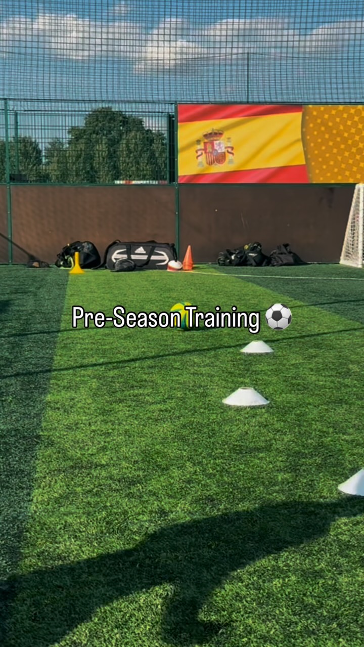 Pre-Season Time! Book your training session with us today! Dm us for more info! ⚽️
#tilleracademy #tolworth #epsom #footballcoaching #newmalden #youthdevelopment #footballcoach #kingston #121footballcoaching