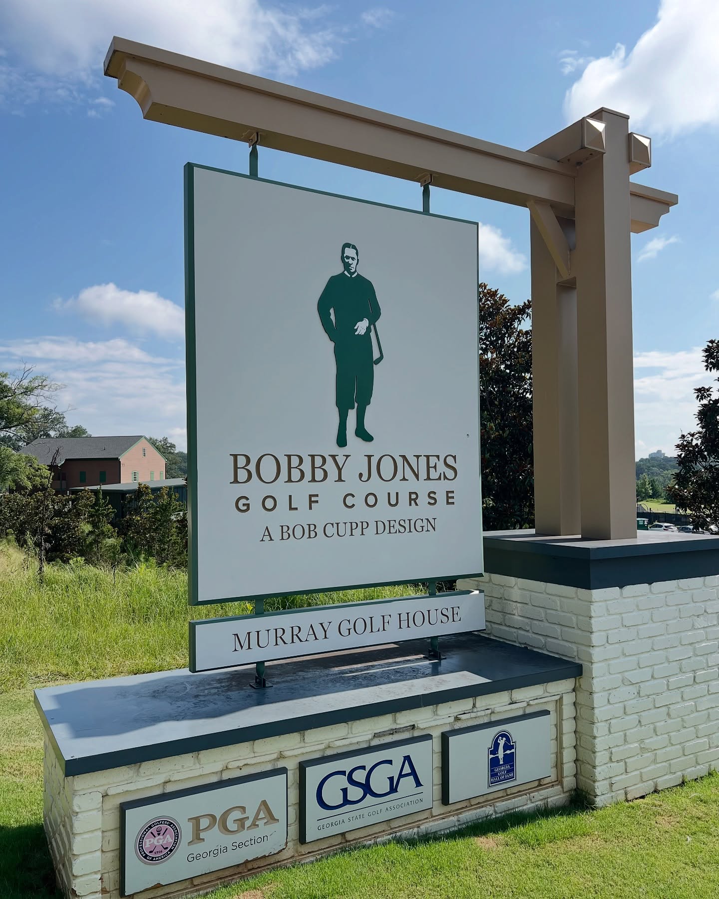 📍Bobby Jones Golf Course: Practice Facility 
Took a quick road trip down to Atlanta and had to stop at Bobby Jones Golf Course to get some practice in.
This course has a great practice facility:
- PGA Tour Superstore: Practice Range
- Dan Yates 9 Hole Putting Course
- Cupp Links 5 Hole Par 3 Course
I didn’t have time to play a round of golf which means the next time I’m in Atlanta I will definitely be going back!
📍Bobby Jones Golf Course
2205 Northside Drive NW
Atlanta, GA 30305
@bobbyjonesgolfcourse 
,
.
#GolfTravel #GolfTraveller #GolfAddict #GolfGirl #BeginnerGolfer #GolfLife #GirlsWhoGolf #WomenWhoGolf #GolfPractice #GolfSwing #Golfer