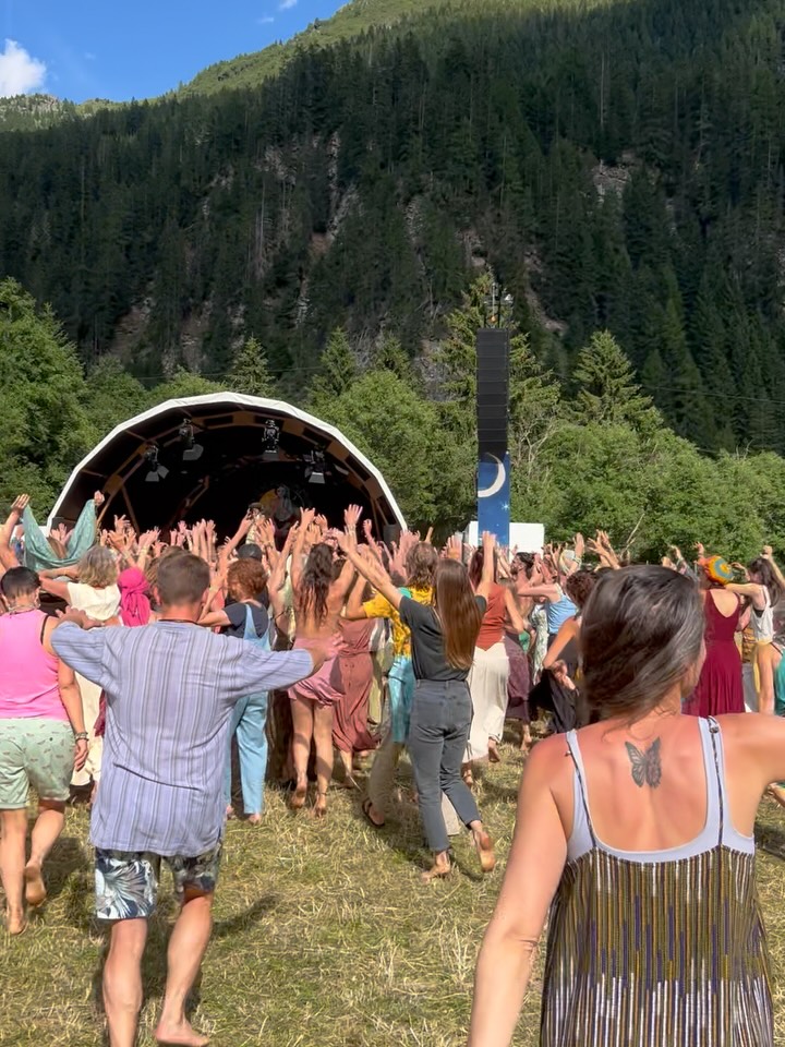 This is home @pachamama.festival🌿 There is a place where the Earth breathes with you, where the forest listens, and where community becomes family. A place where the sacred and the playful dance hand in hand, where the heart opens without fear, and where the soul remembers what it means to be one with all things.
Pachamama Festival is not just an event—it is a living, breathing experience. Rooted in the spirit of Mother Earth—Pachamama, the great cosmic and earthly mother—it invites us into harmony, into presence, into deep connection with ourselves, each other, and the natural world. It’s a space where you are invited to fully be, to express, to listen, to celebrate, to remember.
Set gently in nature, Pachamama offers more than music, art, and workshops—it offers a return. A return to authenticity, to simplicity, to unity. It weaves together the wisdom of ancestral traditions, conscious living, and joyful community. It’s a festival that honors all generations, all beings, and the Earth itself. A place where children are welcomed, where no substances are needed to elevate—because the real medicine is already here: in connection, in breath, in love.
And within that sacred container, I found moments that changed me. These are fragments of my heart, echoing back to the most soul-stirring, joyful, grounding, and expansive moments I’ve lived. Each one is a doorway into laughter shared, tears released, dances under stars, hugs that lasted longer, and the quiet moments that spoke the loudest.
The true experience is something lived through every cell, every heartbeat, every smile exchanged. Pachamama is not something you attend—it’s something you become part of.
so many beautiful artists such as: @samgarrettmusic @mirabaiceiba @yopiandlotta @netanel_goldberg @vera.anja.musica @celestino.sidney.music @imanazca @raaji_amankay
workshop by: @jelena.devi @melamariposa & many more..
#PachamamaFestival #MotherEarth #ConsciousGathering #SacredConnection #NatureLovers #CommunityLove #HeartTribe #OneWithNature #SpiritualFestival #EcoFestival #HealingThroughConnection #DanceOfLife #ReturnToRoots #MagicMoments #FestivalHighlights #SoulFamily
