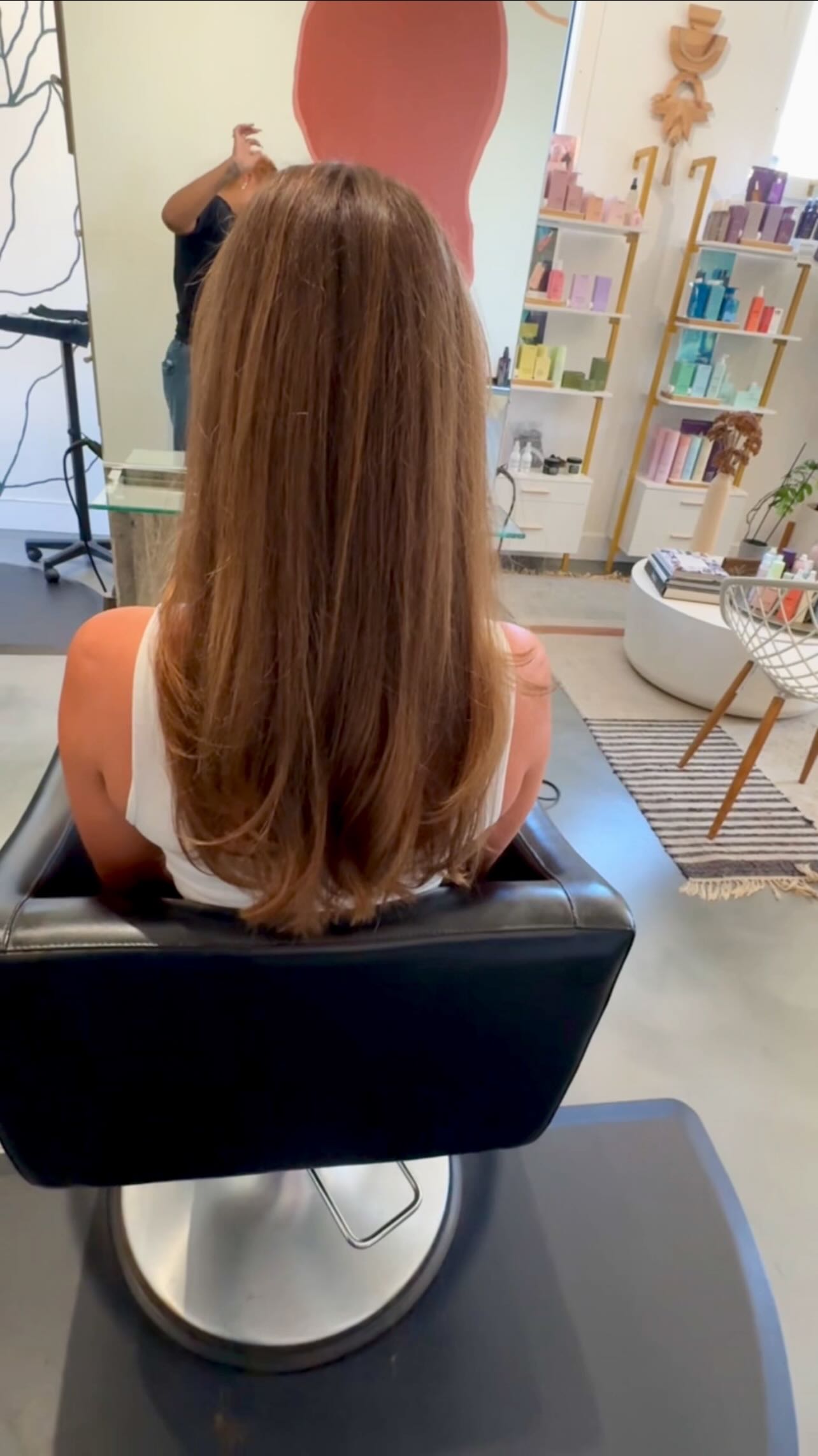 Life isn’t perfect, but your hair can be 😉 Book with @j_untangled now for your haircut today!!
#thestudiosalonlosaltos #losaltossalon #losaltoscolorist #losaltoshairstylist #bayareacolorist #losaltoshairstylist #bayareasalon #siliconvalleyhair #looksbythestudio