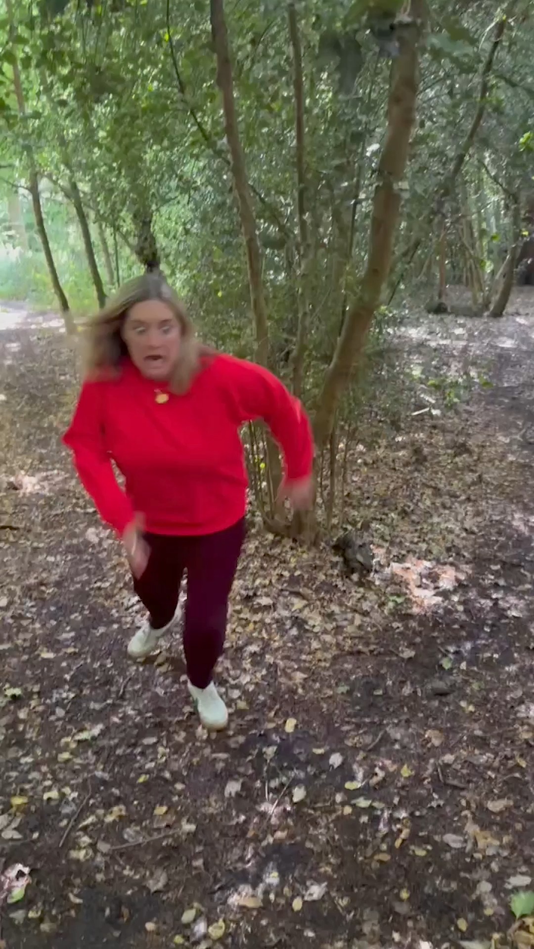 🚨 SUSPECT ON THE RUN... STRENGTHS EDITION 🚨
Okay, we might be a little late to the trend — but this one was too fun to miss 😅
At FizzPopBANG Ltd we spend a lot of time talking about strengths — the things that energise us, drive us, and we're good at.
It helps us:
🔹 Ask for help when we're not in our element
🔹 Call each other out when strengths are overplayed
🔹 Embrace the contradictions that make us unique (as you’ll see in the video 👀)
Our Team Strengths Bite-size workshop is one of our most popular — and for good reason. In just a short session, we use Strengthscope profiles to help teams explore how to:
✅ Play to our own strengths and support others to do the same
✅ Spot common ground and beautiful differences amongst team members
✅ Uncover team superpowers — and guard against strengths gaps
✅ Build a team pact to lock in actions and behaviours that stick
💥 If you're looking to build a more energised, connected team — get in touch!
We’d love to chat.