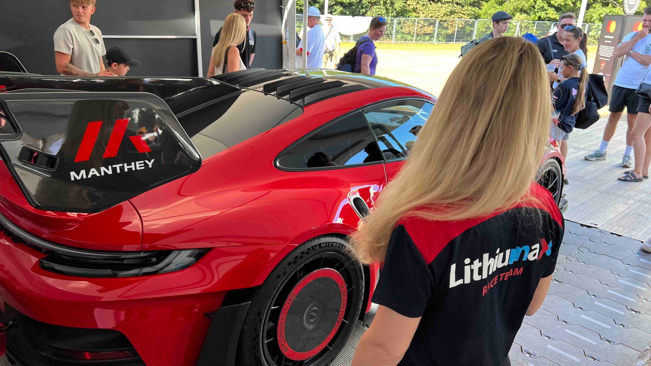 This year's Goodwood Festival of Speed was all time with incredible cars from both road and track, throughout the ages. It's still the place to go to witness such a broad representation of motoring greatness - part 1 💯🏆🥁🍾🤩👍 #fos #goodwoodfos #goodwood #goodwoodfestivalofspeed #mantheyracing #singervehicledesign #astonmartin #astonmartinvantage #astonmartinvalkyrie #porscheracing #porschelemans #porschelemans24 #alpineracing #alpinecars #alpinecarsuk #redbullracing #redbullf1 #mclarenf1 #mclaren #mclarenlemans #mclarenmp4 #porschegt3 #porschegt3rs #porschegt3rsweissach #lithiumax #lithiumaxbattery #lithiumaxbatteries
