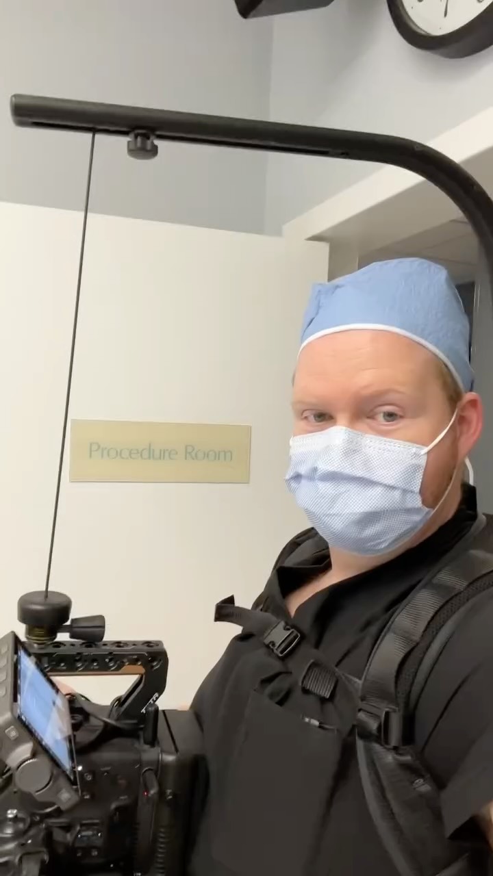 Follow our crew as they capture social media content for Dr. Barry Eppley, the world’s foremost authority on custom skull augmentation! #behindthescenes #DayInTheLife #videoproduction #productioncompany #smallbusiness #marketing #creative #storytelling #plasticsurgery #drbarryeppley #eppleyplasticsurgery #flbproductions