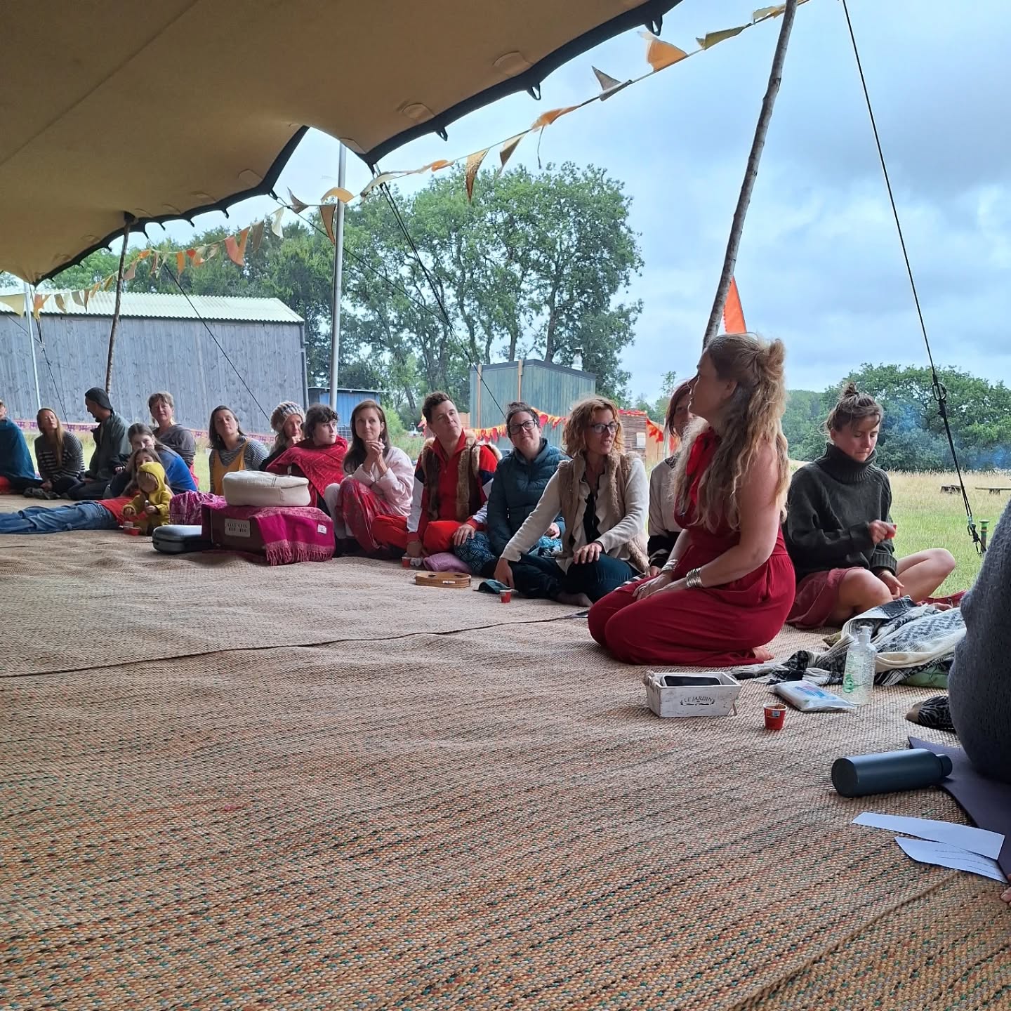 Yoga Camp Devon was such a joy this weekend. I ran a couple of Earthwalks down into the ancient woodland at the bottom of the site.
Our sheep stewards checked us in at the gate š
I shared stories on Friday night all about the sun, the moon & the night.
In between there was the sauna with the best view ever of the Blackdown Hills.
So gorgeous to share beautiful natural places with new people.
š
@yogacampworld #earthwalks #natureconection #blackdownhills #restore