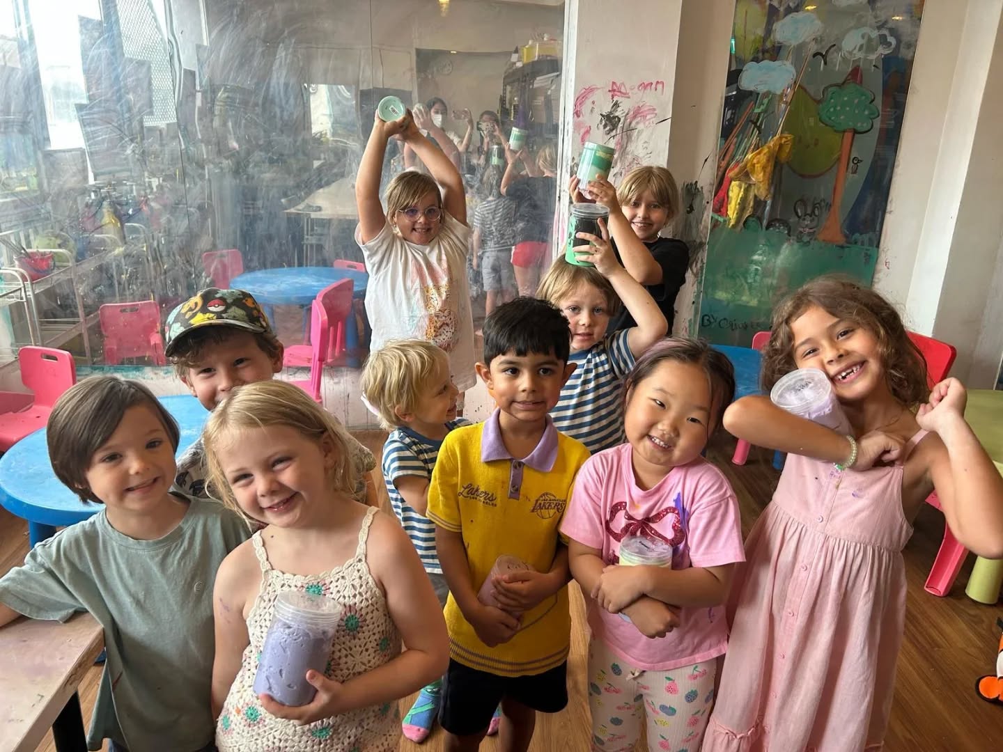 Slime camp went so well today 💓
We have more camps coming up soon!! Do direct message us if you're enquiring on any 😀
#photooftheday #instaphoto #slimecamp #throwback #morecomingsoon #julycamps #weloveart #artcamps #slimesofun #summercamps #latergram #july
