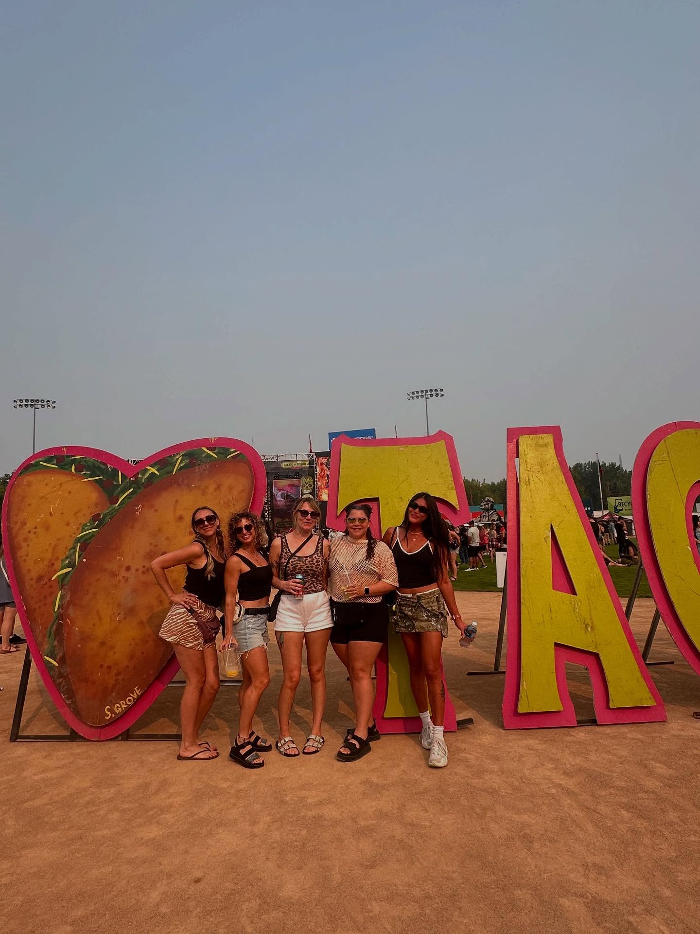 Tacos and Tequila round ✌️ with my girls
Though it’s been 20 years since we first jammed to these songs together —we can still rip up a dance floor for 8 hours straight. Thankful for all our stamina 🙏
Love these girls more than words can explain💕