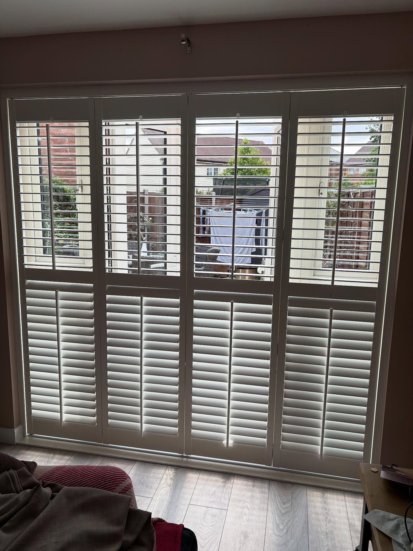 Transforming this set of patio doors in the sunshine over in #stone #dartford providing a lovely finish to the room #reels #shutters #plantationshutters #craftsmen #newbuild #newbuilds #newhome #home #homeideas #homeinspo #newbuildinspo #renovation #renovationproject #blinds #interior #interiors #interiorinspo #home #luxury #inspiration #design #home #blindskent #blindssussex #shutterskent #shutterseastsussex