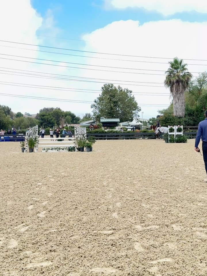 Huge congratulations to Slate Mellencamp on her win in the prestigious @cphaorg Foundation 14 & Under Medal Finals. Slate had the lead going into the work off and kept her composure to take the victory โจ
We canโt wait to see you in a brand new pair of @denirobootcousa Salento boots! ๐ข๐ฎ๐น