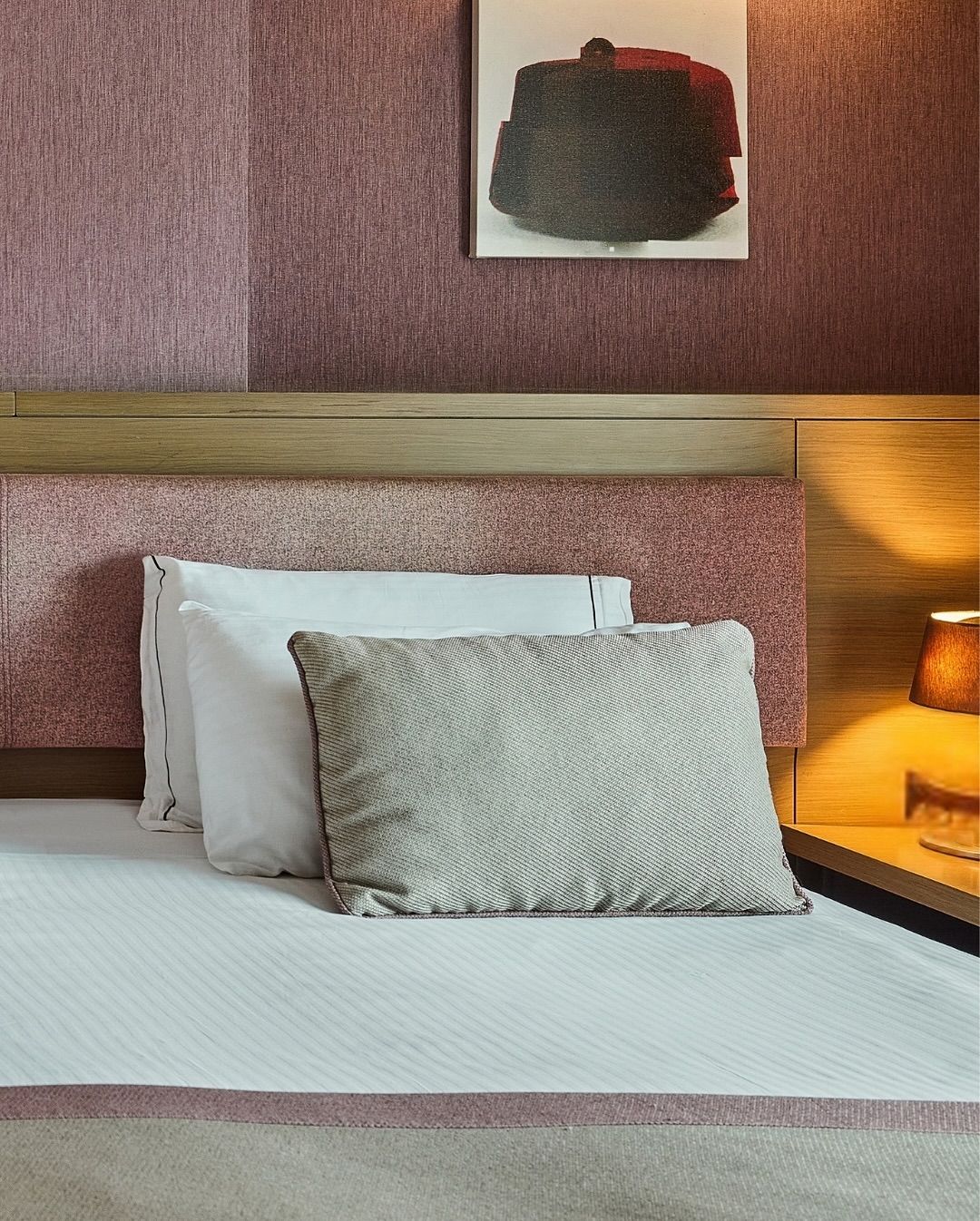 In stanbul’s sought-after Levent district, Avantgarde Urban Levent offers seamless access to business hubs, luxury shopping, and vibrant neighborhoods like Bebek and Nişantaşı.
Surrounded by curated artworks, with signature flavors at ACE Restaurant, a spa & gym for balance, and rooms designed for home-like comfort—this is urban living, elevated.