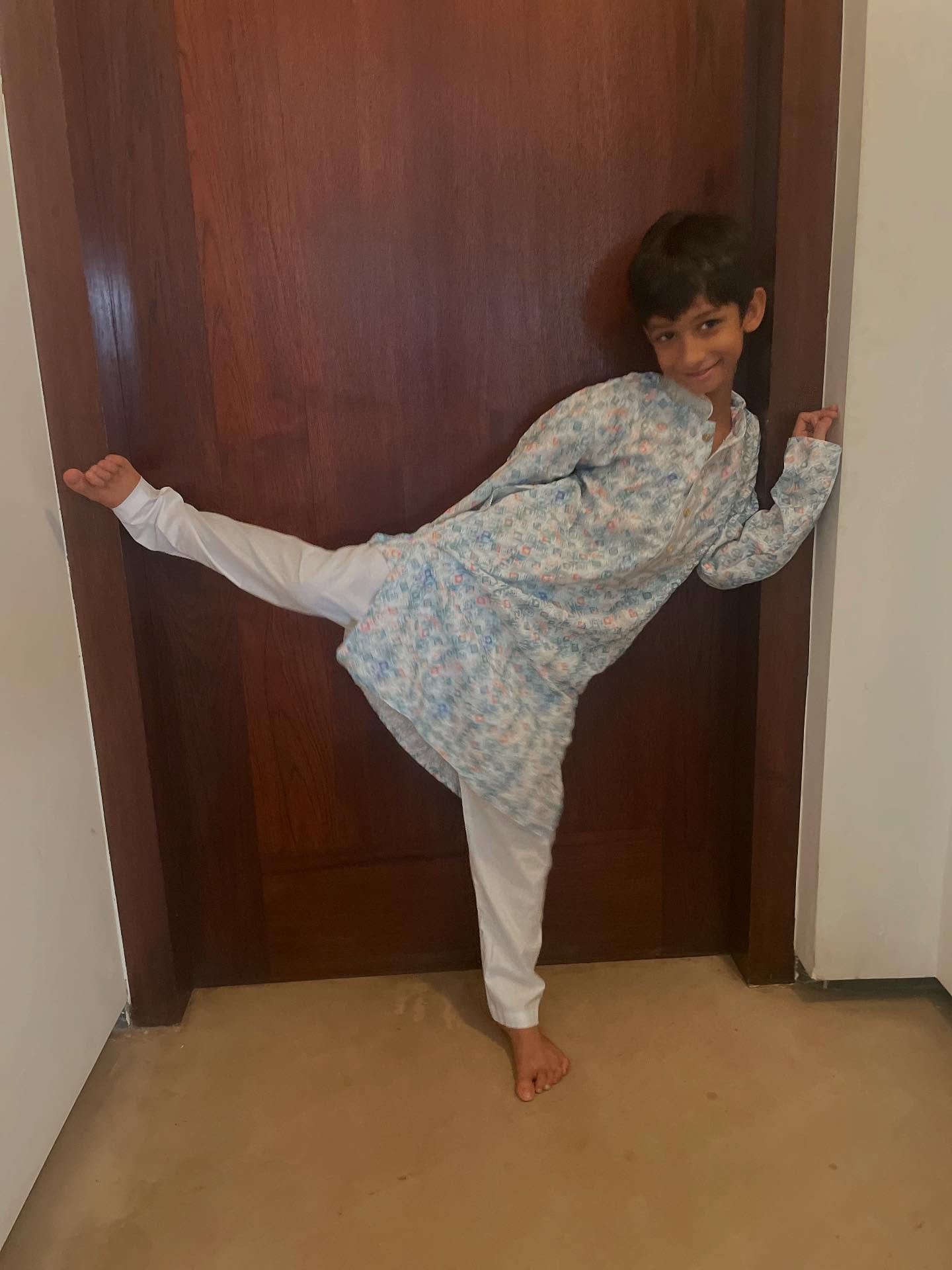 #incollaborationwith @firstcryindia
From childhood giggles to grown-up promises, sibling love is forever 💛 This #RakshaBandhan, I found the perfect outfits for my little one, cozy comfortable and cute— all thanks to @firstcryindia ! 🎁✨
👗 Amazing variety
📦 Super convenient
🎉 Top quality
Use my code SalonPaRB25 to get 50% OFF on fashion & 42% OFF on everything else — let’s make this festival extra special for your little stars too! 🌟
#firstcryrakhi25 #firstcrykirakhi #FussNowAtFirstcry #FirstcryIndia #Firstcry #ShopAtFirstcry #FussyIsFantastic #rakshabandhan #kidsethnicwear