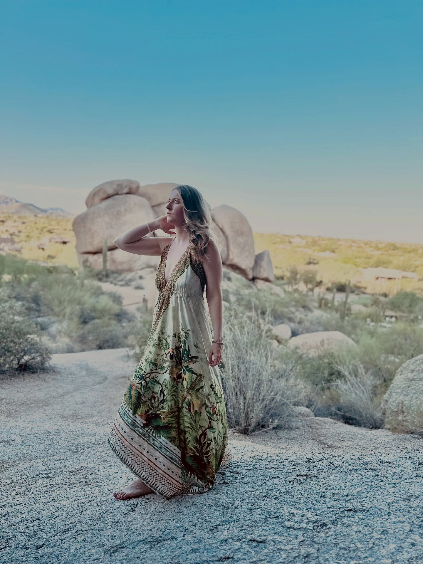 ✨2 years alcohol free ✨
So excited to be celebrating this milestone today as it has truly changed my life! In a world that often revolves around drinking, the decision to not drink, certainly came with its challenges.
But through overcoming those, and learning so much in the process, some amazing things happened:
☀️Regulated my nervous system and
lowered my anxiety significantly
😴 I suffered from insomnia and now
fall asleep in like 2 minutes
🎨 I had so much creative energy
bursting that helped me launch my
art business
😊 No more Sunday scaries (whew)
🌱 Expedited my personal growth and
interest in wellness
♥️ Built deep connections
💪🏼 Access to 100% of my capability
100% of the time
So cheers to the sober curious movement!
#sobercurious #alcoholfree #soberjourney #wellness