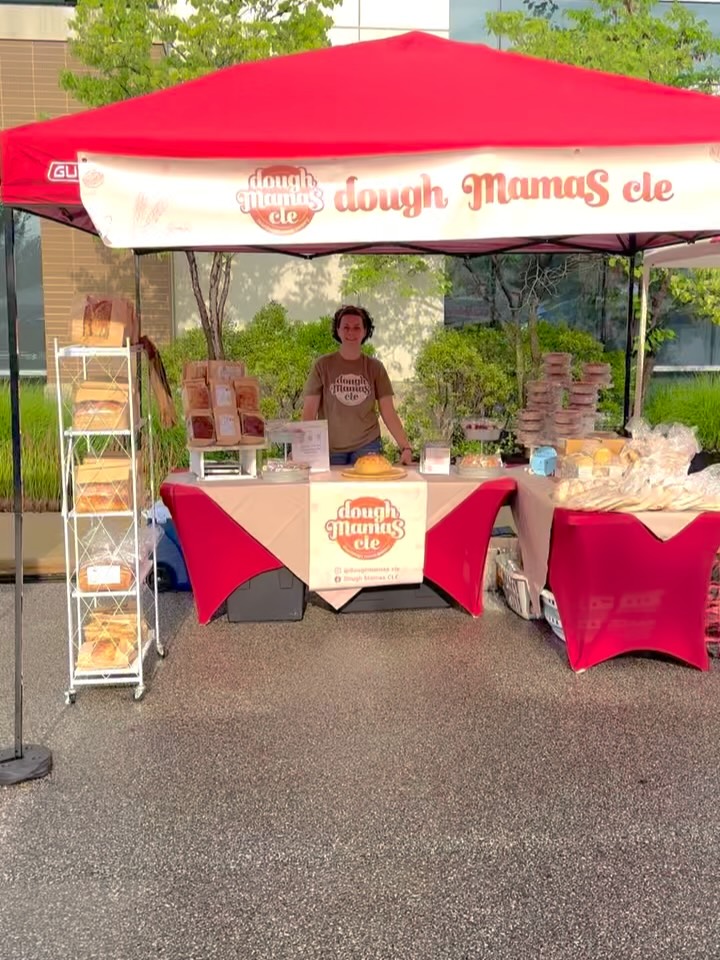 We had a blast at our first @northunionfarmersmarket yesterday! Being out and about in the community, talking about sourdough, and getting to chat with our customers in person is one of the coolest parts of this gig. Thanks to everyone who stopped by to say hello! We’ll be back next Saturday with more goodies - preorder is live for anyone interested on our hotplate linked in our bio! 😎