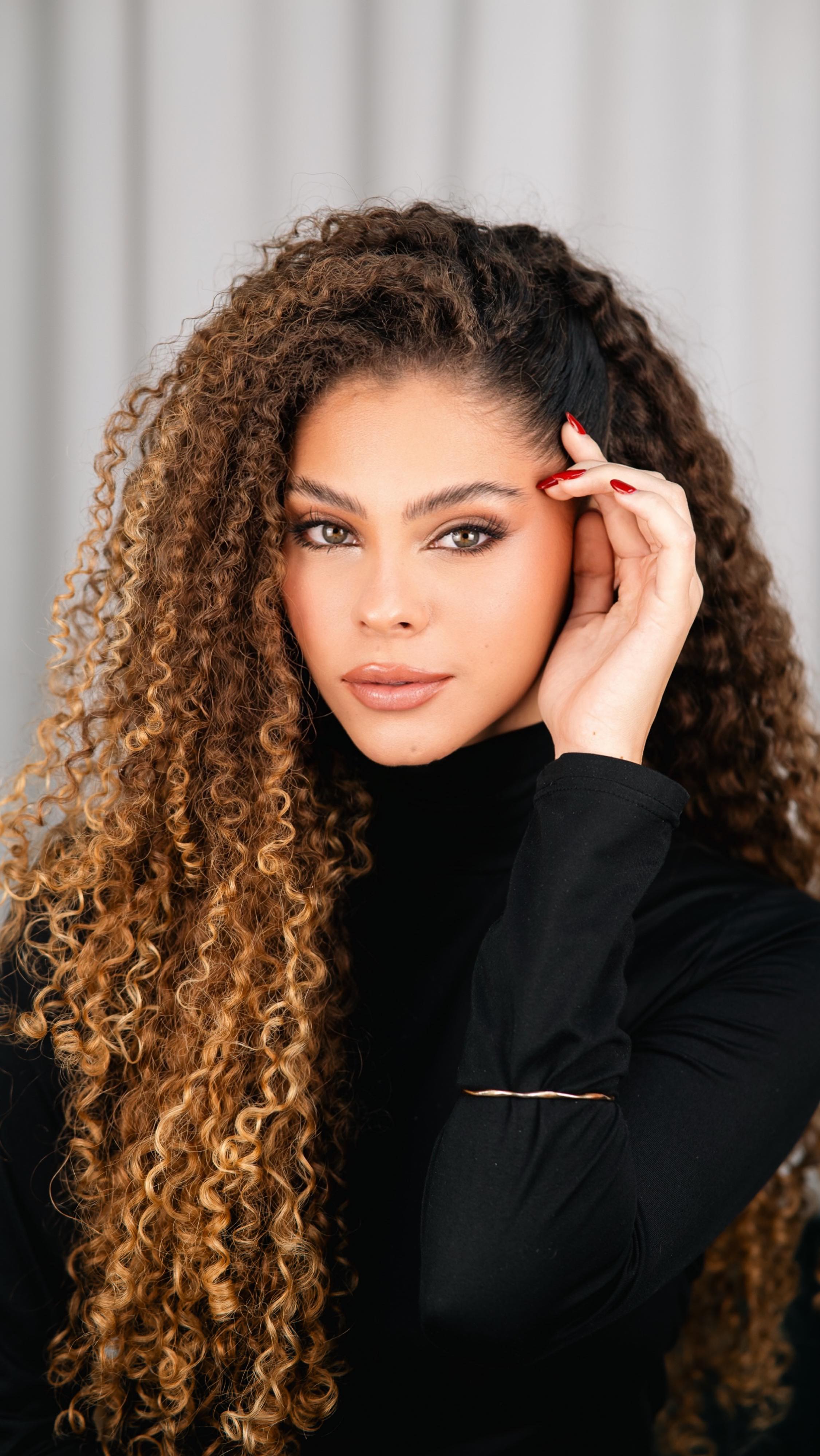 makeup glow por @fabriciosantanabeaute ✨
hair @mariserrabeauty
🔗Agende seu horário pelo link da bio
📍Rua Viscondessa de Campinas, 363 - Nova Campinas
#hairmakeup #hair #makeup #beauty #salãodebeleza maquiagemcampinas