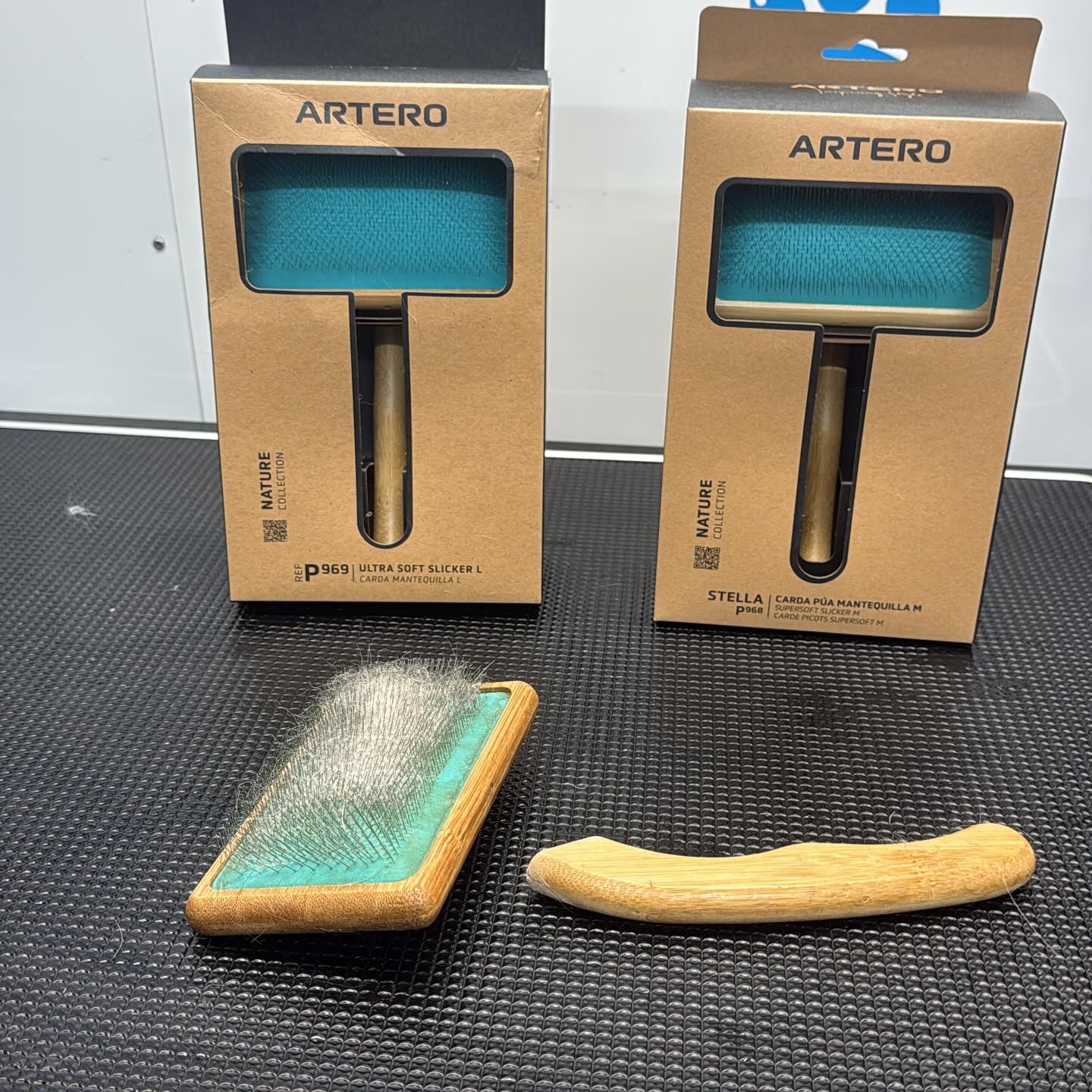 New brush, I love this ๐๐ถ, Extra fine and flexible pins for gentle brushing and great hair straightening ๐ถ