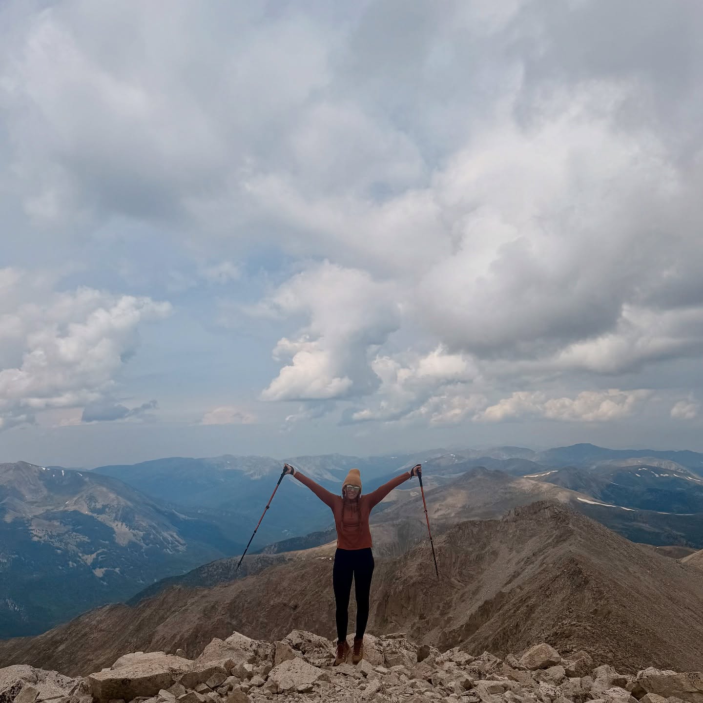 Buena Vista has a very special place in my heart. Almost a year ago we exchanged our vows in the same exact spot as slide 5. Being back in my favorite place, surrounded by what matters most, got me all sentimental 🤍
We packed in a lot of memories this week: our second Colorado 14er (Mt. Princeton), a beautiful wedding, hot springs, off roading in the truck, family hikes, and even a bit of my new favorite hobby - golfing!
Already planning our next trip out here I just love it so much.
#colorado #mountains #14er