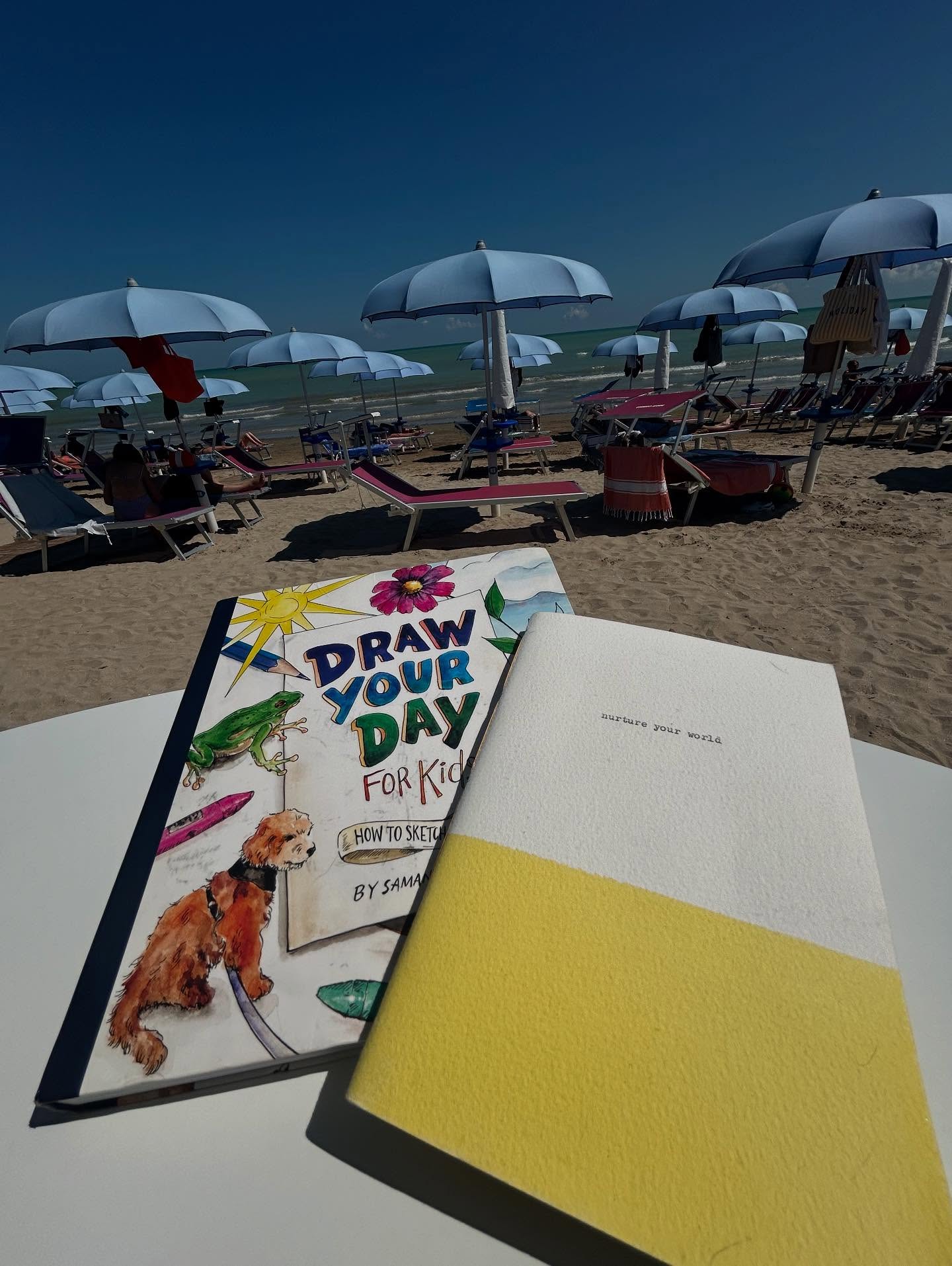Holiday mode on. ☀️
Beach days, drawing with the kids, playing sports, hillside walks and lots of pasta!
This will do @sylvaindumond