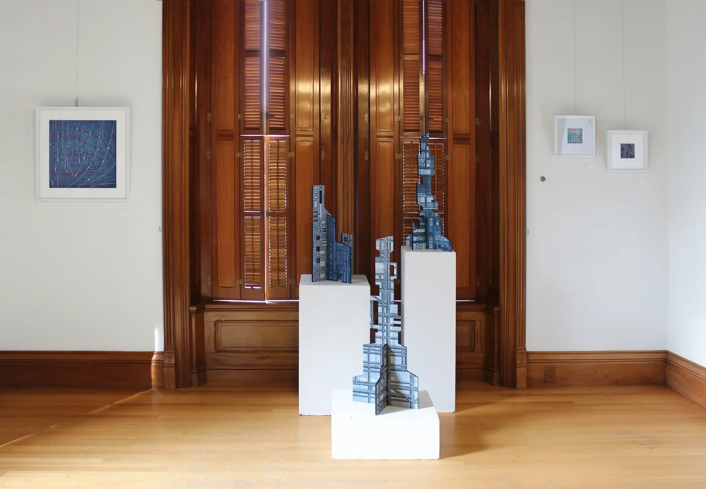 Join us this Friday for the curator discussion at First Friday with Intown Concord @intownconcord 5-8 PM. We will be discussing how and why we pair together artists. Where the artwork comes from and how each piece works to tell a story in every room.
Installation View at Kimball Jenkins Estate @kimballjenkins of ON/OFF The Wall open until August 15 2025
Add yourself to our mailing list to await a hello from us later today with special photos and links!
Left to Right
Aric Russom
"Digression"
$650 framed, 400 unframed
Chris Beneman
"Building the City 2,3,6"
Collagraph, monoprint on board
$1,500-1,800
Aric Russom
"Crossed Wires" "Two Can Play"
Linocut
$300 framed, 150 unframed
TUES July 29 -Aug 12 10-3
WEDS July 30- Aug 13 10-6
THURS July 31- Aug 14 10-3:30
SPECIAL EVENTS:
Aug 1 5-8 PM
Aug 2, 10-2
______
#geometric #monoprint #linocut
#linocutprintmaking
#printmakers