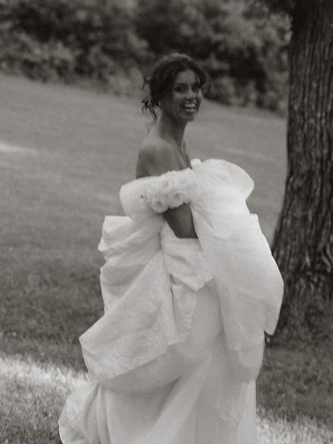 Reverie.
🤍
Photography & Concept: @acrewoodcs
Stylist & Planner: @mildred_coevents
Venue: @carswellhouse
Brand Coordination: @laclubfem
Florals: @nectarflowersottawa
Models: @madison.alyy @jonathan_yame
Dress & Accessories: @sindersbridal
Jewelry: @sindersbridal @oliveandpiper
Groom’s Attire: @ottawa_blandindelloye
Bridal Intimates: @montelleintimates
Makeup Artist: @waringmakeup
Hair: @erinheatherbeauty
Stationery: @bysarahalexandra
Rentals: @simplybeautifuldecor @afterhours__events
Mildred & Co is a design-forward wedding planner based in Prince Edward County & Kingston, Ontario. We craft elevated, intentional celebrations rooted in thoughtful design, seamless logistics, and unforgettable atmosphere.
Planning | Design | Production
#pecweddings #pecweddingplanner #torontoweddings #torontoweddingplanner #eventdesign #draping #weddingdraping #weddings #princeedwardcountyweddings #kingstonweddings #ottawaweddings #tablescape #weddingdesign