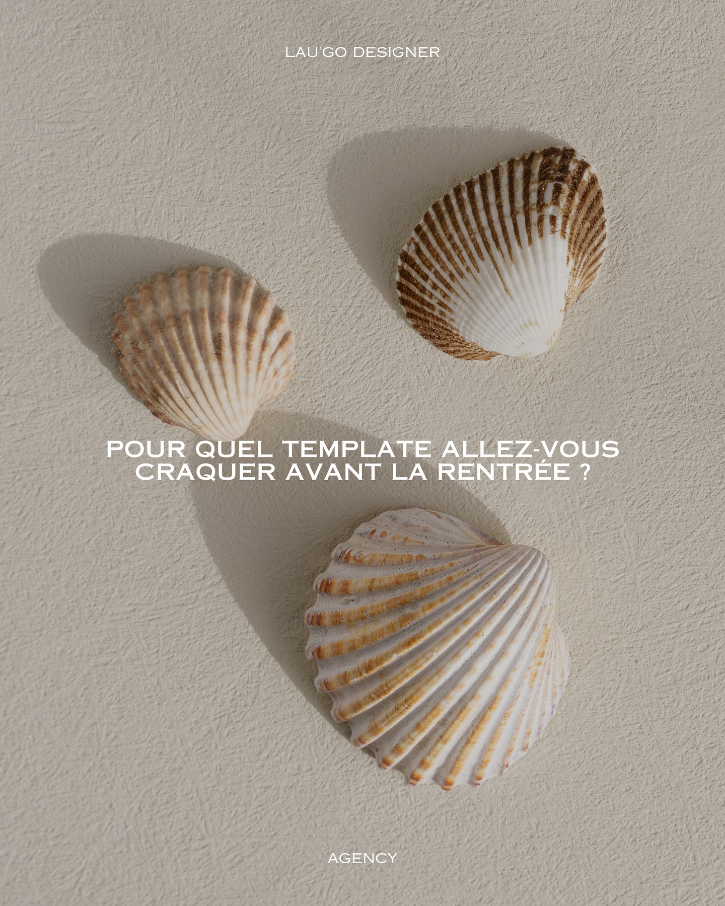 Préparer la rentrée comme un·e pro ?
C’est aussi craquer pour l’un de mes templates conçus spécialement pour les graphistes et créatifs qui veulent level up !
Des documents prêts à l’emploi pour :
✔️ professionnaliser vos supports
✔️ gagner du temps sur vos projets
✔️ poser un cadre clair dans la relation client
Tout est pensé pour vous faciliter la vie (et impressionner vos clients 😉).
Alors, vous êtes prêts à attaquer la rentrée du bon pied ?
Templates disponibles sur laugodesigner.com