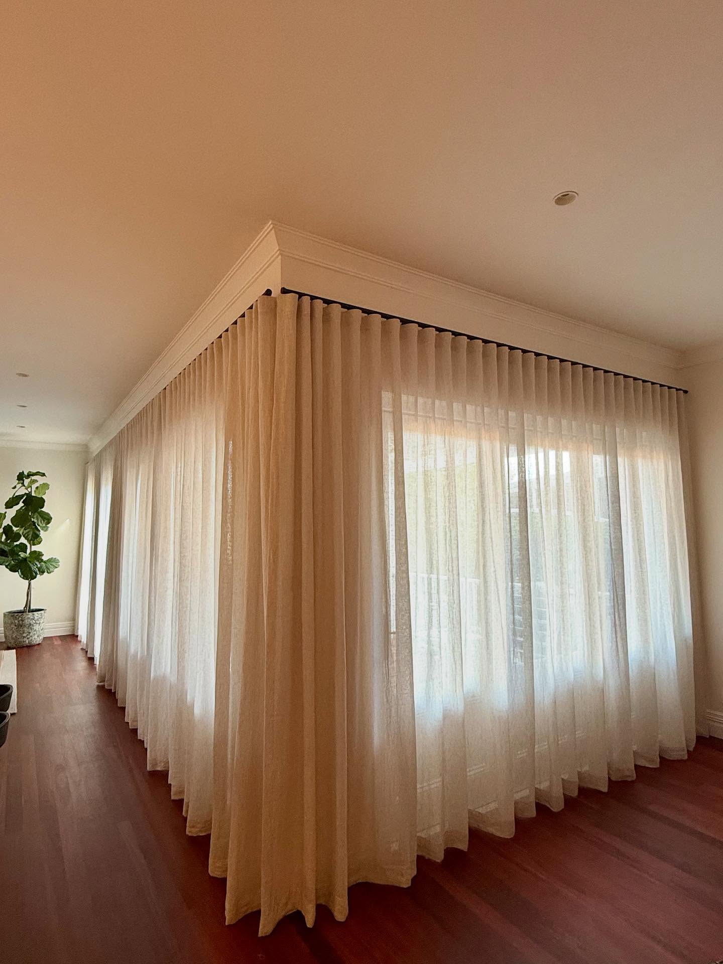 Morning light 🤍 S Wave linen sheers from our exclusive Italian range only available through @windowstudio | #windowstudio #windowtreatments #curtains #linen #perthcurtains #perthinteriordesign #perthinteriors