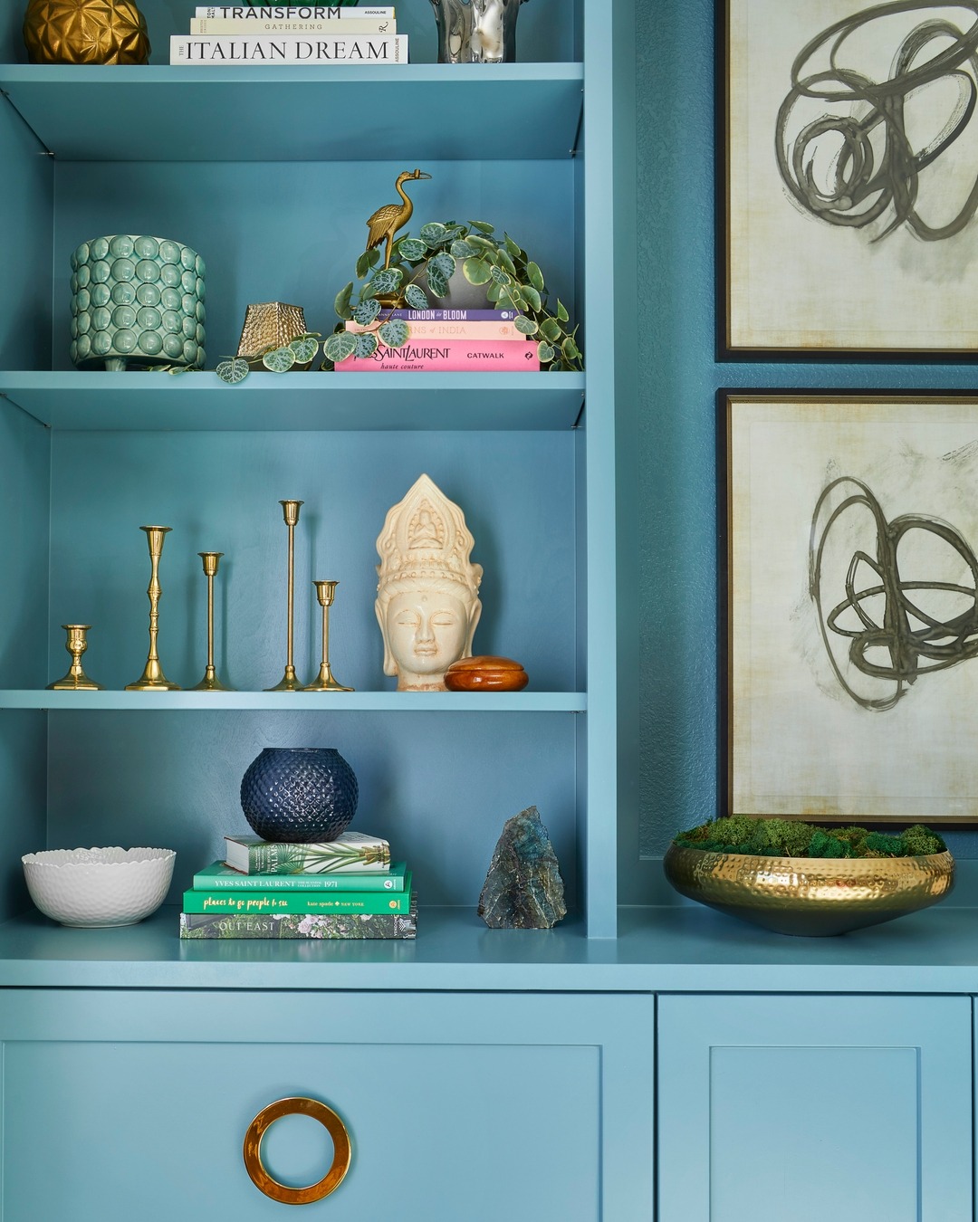 A peek at the pretty details β¨ β swipe to see the full office come to life.
It begins with a styled moment and opens up to bright blue built-ins and a space designed for focus, creativity, and joy. Feminine in the most grown-up way β polished, personal, and full of charm.
Creating a space that reflects your style starts with a thoughtful plan β weβd love to help you bring yours to life.