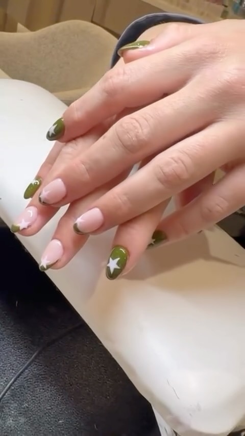 Serving nail goals one set at a time! 🤩💅🏻
Who’s ready for their turn? Book in today! Link in bio
#BiabNails #Bondi #NailSalon #NailArt #SydneyNailSalon