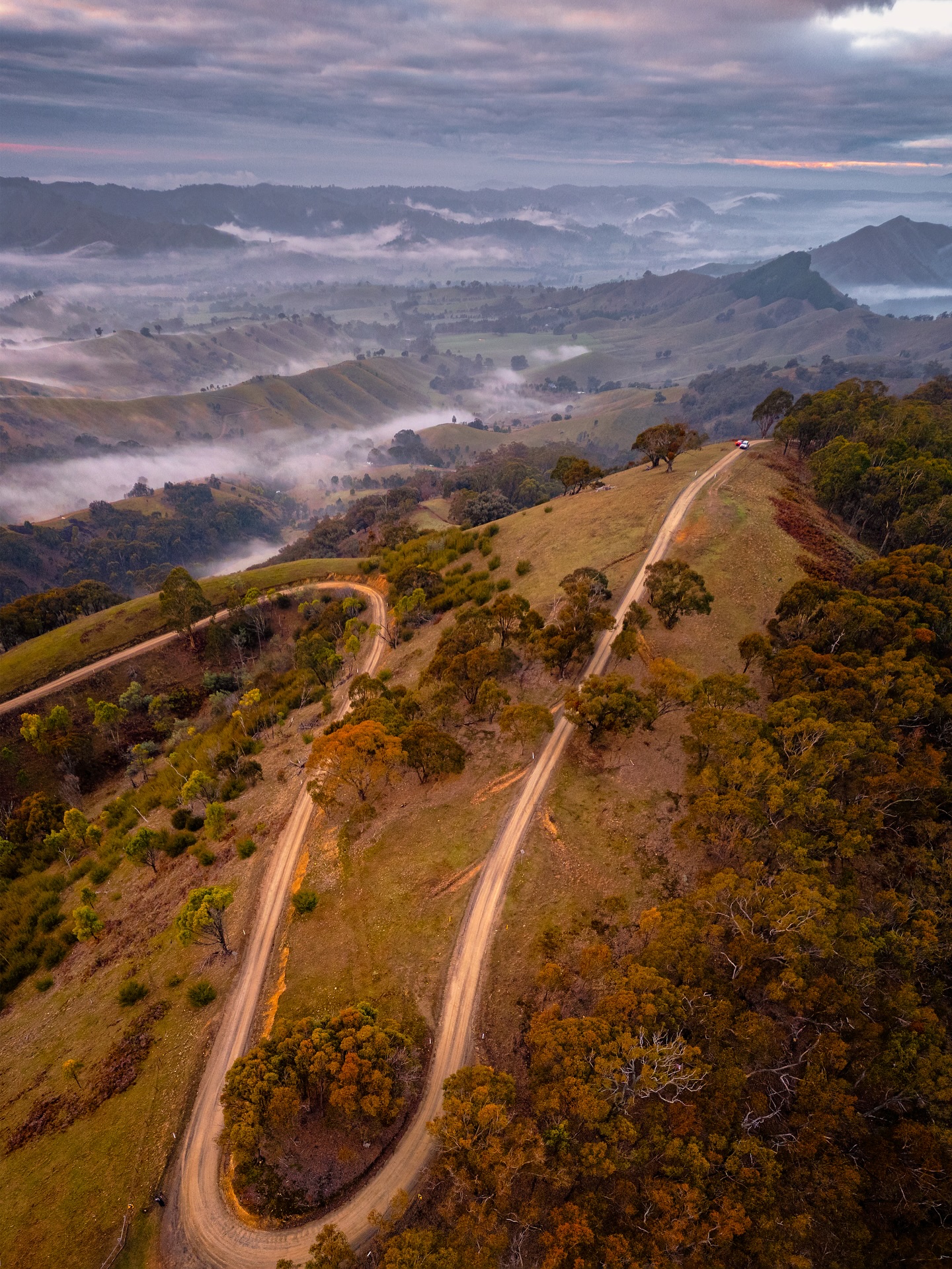 From misty morning hues to a fiery sunset finale—witnessing the day shift from soft whispers to bold brilliance from above.
Scroll along to see the different moods of the day!
———————————
#dji #djimini3pro #discoverdindi #murchison #visitvictoria #ig #ig_australia #sunrise #sunset #foggy #foggymorning #abcmyphotos #your_skies #your_best_shots #rawphotomag #travel #travelgram #landscapephotography #aerial #aerialphotography #winter #landscapephotomag #womencapturemagic #dream #weather #victoria #photography #moodylandscape #moody #naturemagic