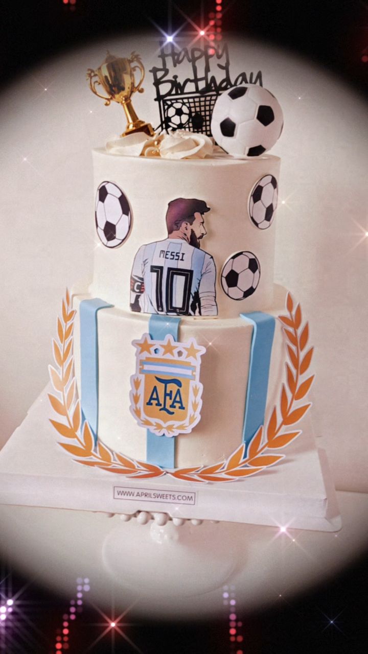 🎂⚽ GOOOAAAL-worthy Cake Alert! ⚽🎂
Whether you're team Messi or just obsessed with Argentina’s iconic blue and white 🇦🇷 — this cake is a WINNER! 🏆
Perfect for birthdays, game day parties, or just celebrating the 🐐 himself.
Layers of deliciousness + legendary vibes = one unforgettable cake 💙🍰
Order online at www.APRILSWEETS.com
Tag a Messi fan who needs this!
👇👇👇
#MessiCake #ArgentinaCake #SoccerParty #GOATMessi #CustomCakes #CakeGoals #toronto #TorontoEats #aprilsweets #cakeshop #cakeshop