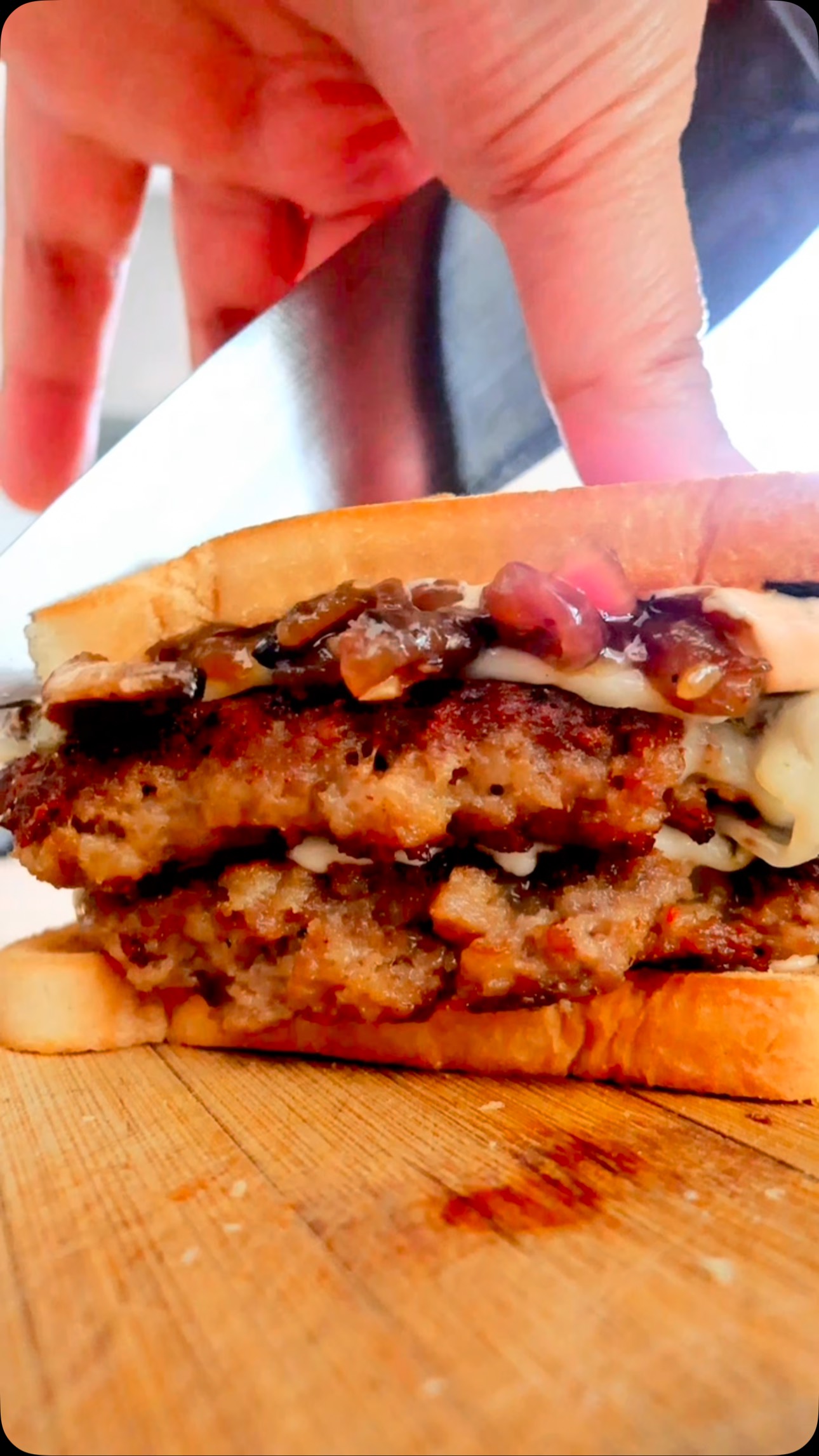 National Sandwich Month: Day 4 Patty Melt
We’re keeping lunch loud. This isn’t your regular patty melt. It’s a beef and sausage blend, seared to juicy perfection, topped with golden sautéed mushrooms and onions, and melted Monterey Jack cheese, all smashed between crispy, buttery bread.
Diner vibes, home-style feel, and big flavour.
Day 4 delivers.
🥪 Follow along for the next sandwich.
#SandwichMonth #PattyMelt #MeltyLunch #FoodShorts #NationalSandwichMonth