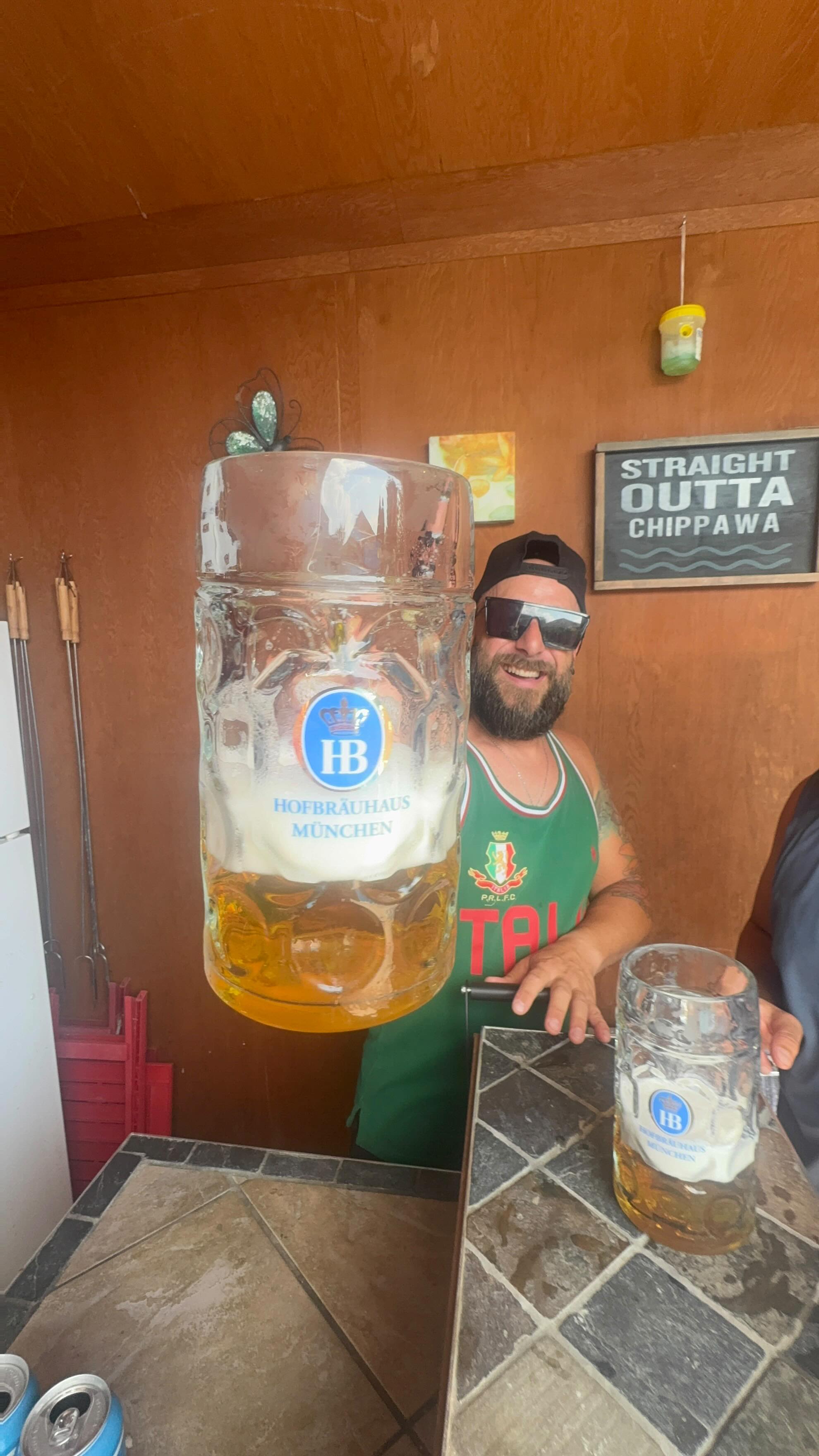 Brews N Bros Summertime Episode ☀️🍻
COUNTY KOLSCH 🍺@midtownbrewingcompany 4.5%
THINK OF THIS AS THE “PROSECCO” OF BEER…CRISP AND PERFECT FOR PATIO SIPPING. OUR UNIQUE TAKE ON THE CLASSIC STYLE IS PLEASANT AND LIGHT WITH HINTS OF PEACH AND APRICOT LEADING TO A SLIGHTLY SPICY FINISH. PAIRS WELL WITH SUMMER.
Check out the BNB Merch Store 👕🧢. You know where the link is. 🔗
📙 A Guide to Getting Your Bro Into Craft Beer Now Available on Amazon 📙. Link in Bio🔗. The perfect stocking stuffer for that beer lover! 🎁🎄
🎙️Want to Start Your Own Podcast? Check Out Podbean the Best Podcast Hosting Site Around - in our Bio
Introducing our newest sponsor Demo Dogs Residential Demolition: demodogs@myyahoo.com 💯
Sponsored by Niagara Craft Brewery Tours
@niagaracraftbrewerytours 💯
Sponsored by Fuel Digital Designs 💯
@fueldigitaldesigns
#ale #stoutlover #pilsnerbeer #lager #darkbeerlover
#ipalover #beerstagram #beerporn
#craftbeer #beerohotography #craftbeercommunity #untappd #beerlover #instabeer #beerlife #beergeek #cheers #beerme #summer #crushable #podcast #80s #90s #nostalgia #Halloween #canada #germany #haufbrauhaus #munich