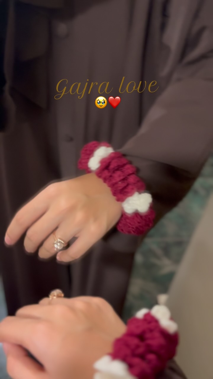 Endless love for crochet gajra 🥹🥹❤️
