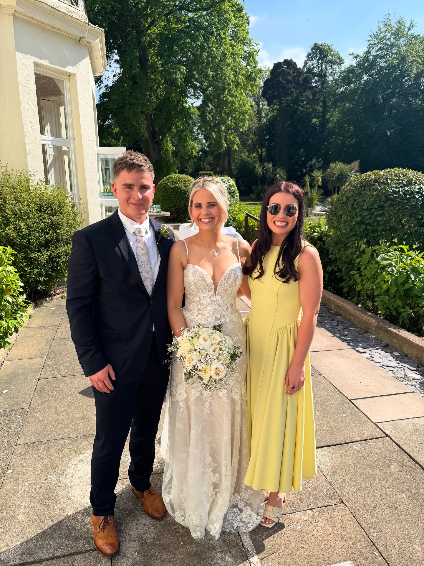 A & L aka the new Mr & Mrs Bowell 💛
Taking you into the beautiful sunny spots of @highfieldhall performing for Alex & Lauren’s ceremony & drinks reception all outside on such a glorious day for this happy couple 🌞💍
1. The new Mr & Mrs B looking a dream ✨
2. Guest seating & a first one for me singing ‘Love Me Like You Do’ - it fits so beautifully 🎤
3. Cute chilled drinks reception -but guests felt bad 🍸
4. Photos on the lawn ft the amazing @jodieericah.photography doing her thang 📸
5. Little pre ceremony snippet video 🌸
6. Dress & entrance dreams 💭
So excited to share @lozy12 aisle entrance as it’s a stunning one. If you have “outside ceremony dreams & Molly Mae engagement music inspo”- this one is for you, keep your eyes peeled this week 👀
#weddingsinger #weddingvocalist #femaleweddingsinger #weddingentertainment #weddinginspiration #weddingceremony #weddingdrinks #drinksreception #outdoorwedding #outdoorweddingceremony #outdoordrinksreception #weddingmusic #walesweddingvenue #waleswedding #northwestweddingsinger #destinationweddingsinger #highfieldhall #highfieldhallwedding #bridetobe #groomtobe #2025bride #2026bride #2027bride #2025wedding #2026wedding #2027wedding #springwedding #summerweddings