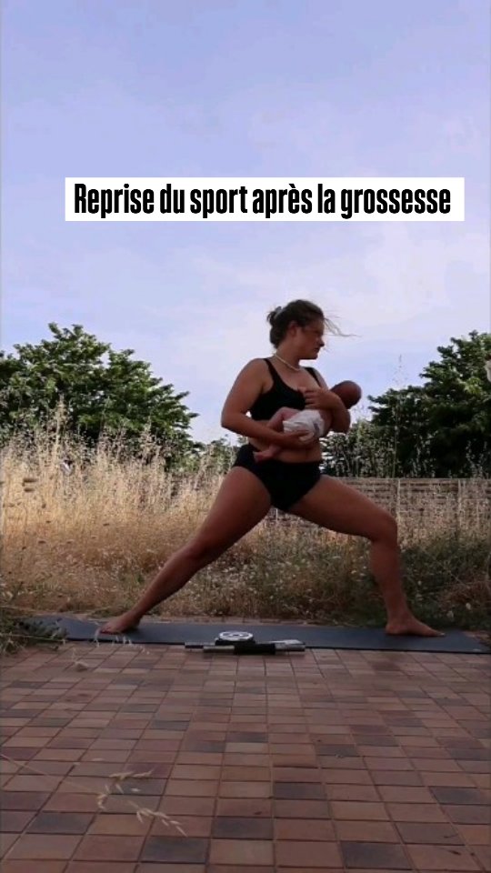 J'ai eu mon petit garçon il y a maintenant 2 mois, c'est l'heure d'un petit bilan 1 mois et quelque après reprise d'activité physique (la vidéo date du 24 juin)
1) pas la peine de se presser pour retourner à l'activité physique, malgré une super grossesse et la poursuite quasiment jusqu'à la fin de la pratique du #YogaPrenatal et des exercices de #mobilité, le corps en a tout de même pris un petit coup (dit coucou petit périnée 👋)
2) la bonne dose : j'étais très très pressée de recommencer à bouger mais j'ai vraiment déchanté au début, plus les même ressentis, des douleurs inexpliquées et une sensation de faiblesse... Bon ça s'explique à mon avis principalement par le manque de sommeil puisque dormir par morceaux de 3h avec un nourrisson c'est pas vraiment l'idéal pour récupérer
3) ça point n'engage que moi, mais il me semble qu'avoir bougé jusqu'au bout et conservé une tonicité musculaire (j'ai perdu pas mal de muscle avec les 2 mois d'arrêt) m'a permis de retrouver les sensations et la mobilité d'avant grossess assez rapidement
4) ça ne sert à rien de forcer, beaucoup de fois j'ai eu la flemme de me coller sur mon tapis parce que ce n'était juste pas le moment, que j'avais plus besoin d'une sieste et d'un câlin avec mon fils qu'autre chose donc j'ai lâché prise et profitez du moment
5) en reprenant l'activité physique je me suis rappropriée mon corps et ça c'est plutôt chouette 😉
Bisous tout le monde et à très vite sur les tapis
#yogapostnatal #yogababy #family #backtothemat #mobilité #yogafrance #yogavendée