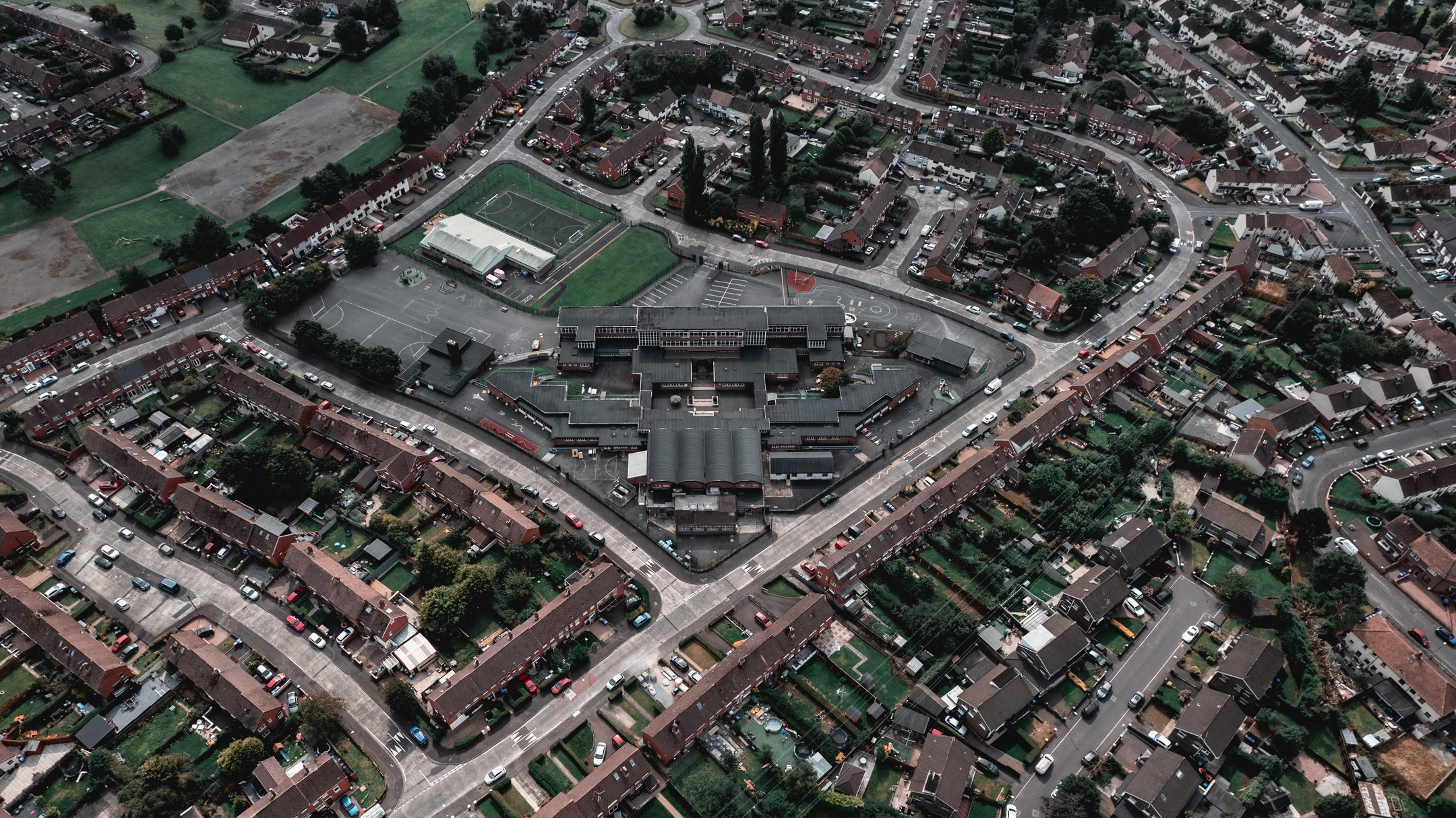 Holy Child Primary School – Andersonstown, Belfast
Check out this stunning drone shot we captured of Holy Child Primary School in Broom Hill, South Green.
At www.virtualtowns.co.uk, we believe schools across the North of Ireland deserve to shine online. Using our virtual tour and aerial photography technology, schools can:
✨ Showcase their facilities in a modern, engaging way
✨ Attract new pupils and families with immersive visuals
✨ Share their unique story with the local community and beyond
From the air or on the ground, we help bring your school to life — and onto the map.
📩 Want your school to stand out?
Contact us today with your request, and let’s put your school in the spotlight.
#Belfast #Andersonstown #DronePhotography #VirtualTours #SchoolPromotion #NorthernIrelandSchools #VirtualTowns #HolyChildPrimarySchool #BelfastPhotography