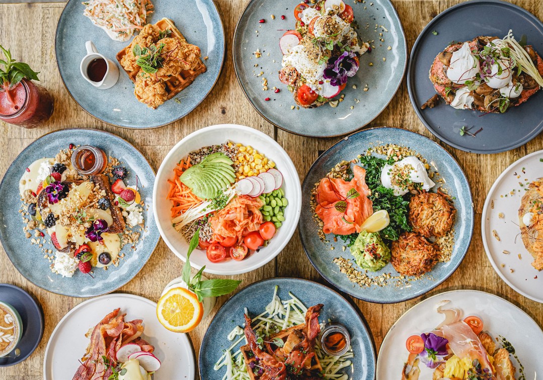 “Plates made for sharing, memories made for keeping. ✨”
A Naked Brew flat lay means one thing: brunch done right. From vibrant bowls to crispy burgers, sweet treats to fresh juices, there’s something for everyone (yes, even the pups 🐾).
📍 Gather your friends, bring the family, and make it a table worth talking about.
#NakedBrewCafe #BrunchGoals #SydneyEats #FlatLayFeast #BrunchWithDogs #DogFriendlyCafe #ShareTheGoodStuff