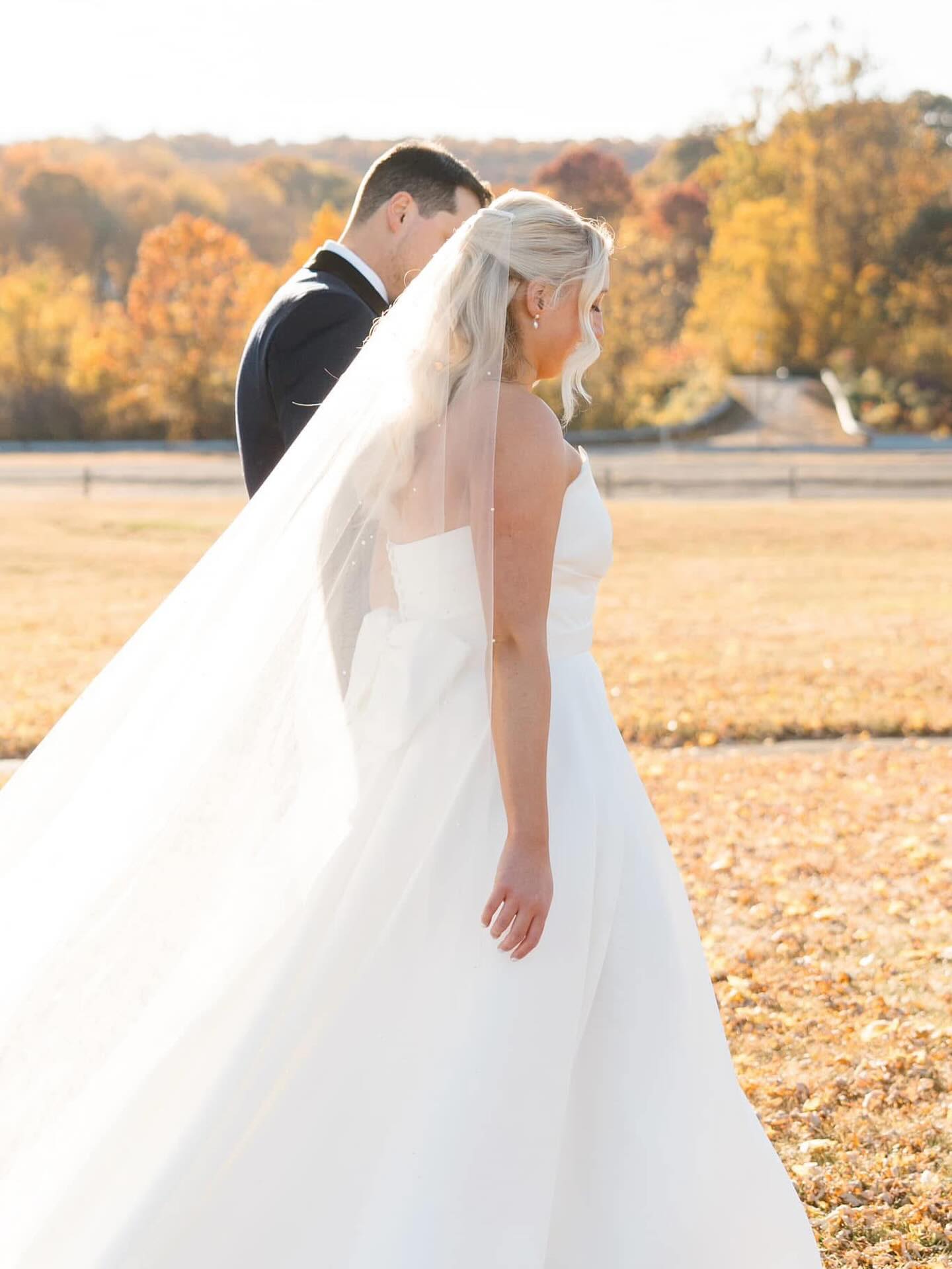 It’s a beautiful day to get married! @foxandveil