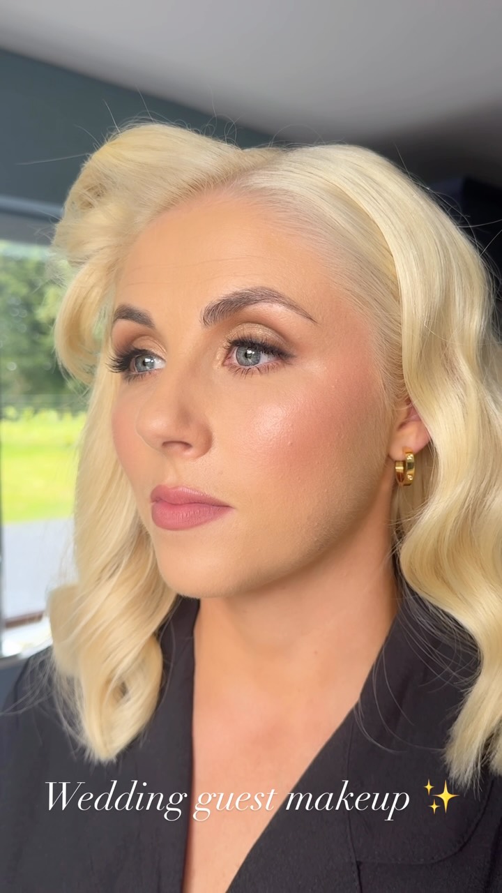 ✨ Wedding Guest Makeup ✨
Keeping it classy but effortless — dewy skin, soft brows, a touch of shimmer on the eyes, and a rosy lip.
💾 Save this look for your next wedding — glam, graceful, and camera ready.
#RedCarpetGlam #WeddingGuestMakeup #SaveForLater #EveningGlam #SuzanneKavanaghMakeup #irishweddingmakeup