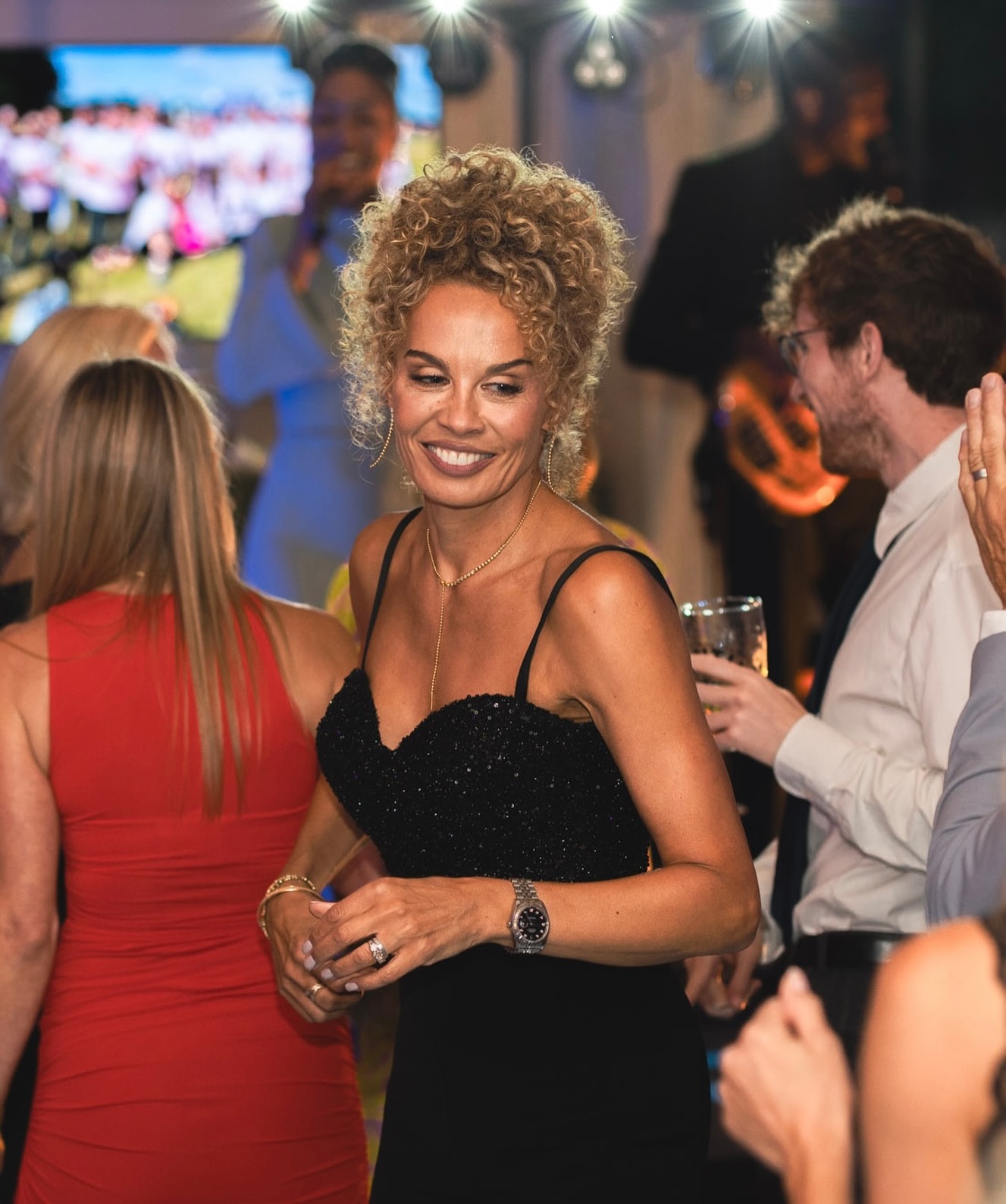 I specialise in capturing the atmosphere, personality, and story of your brand through professional event and branding photography. Whether it’s a corporate celebration, product launch, or gala night, your images should work as hard as you do.
📸 link in bio
#EventPhotography #BrandPhotography #UKPhotographer #CorporateEvents #VisualStorytelling #AuthenticBranding #ContentThatConnects