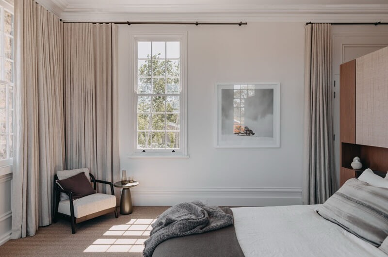 Belgium linen curtains on an aged brass rod. Curtains produced by @windowstudio for a @hareklein interior project. | Build @talo_construction | Architecture | @spaceagency_architects | #windowstudio #windowtreatments #curtain #curtaindesign #linen #perthcurtains