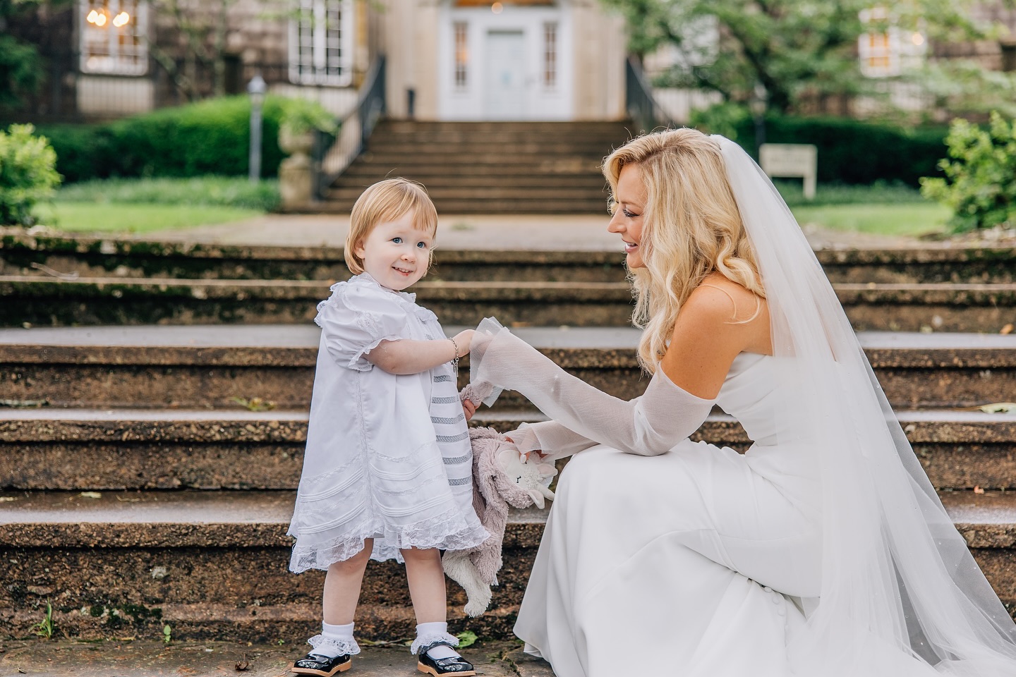 Can we take a moment to appreciate these gloves?! đ
Your wedding dress may be the star of the show, but the right accessories? Theyâre the scene-stealers that make the story yours.
Think about it, your veil, jewelry, shoes, or even a bold hairpiece arenât just âfinishing touches.â Theyâre little love notes to your personality. Whether youâre drawn to heirloom pearls, a glittering statement earring, or sneakers that speak to your playful side, these details tell guests who you are without you saying a word.
On your wedding day, donât just accessorize, PERSONALIZE!
Because when every detail feels authentically you, the whole day shines even brighter.
Photography by @whitneybriscoephotography
#weddinginspo #weddingtips #weddingdressinspo #weddingplanningadvice #alabamaweddingplanner #weddingplanningtips #southernweddings #alabamaweddings #engagedandinspired
