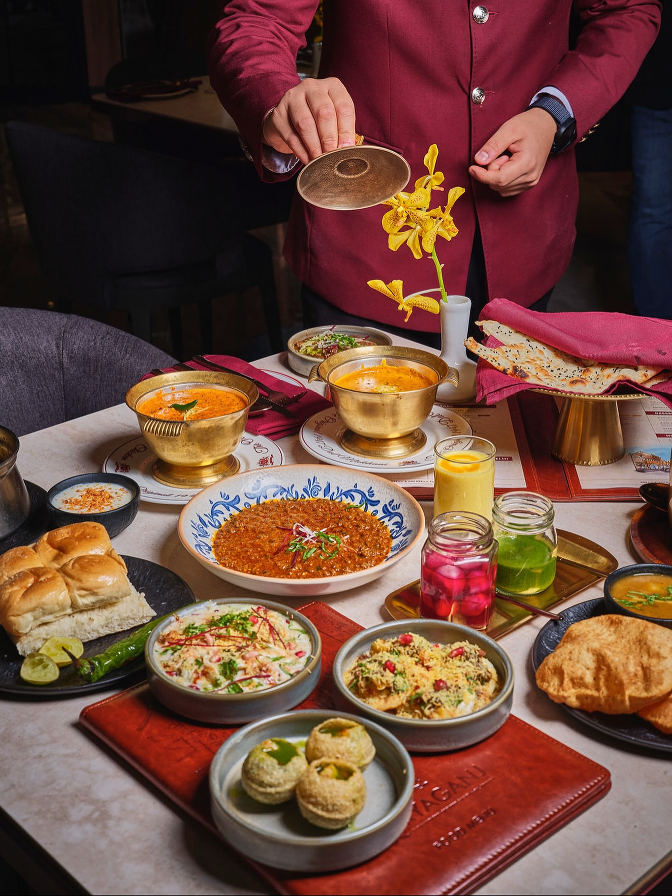 Sundays deserve to feel special, and that’s exactly what our Sunday Brunch is all about.
Think vibrant chaats that awaken your appetite, rich curries simmered to perfection, smoky grills hot off the tandoor, and indulgent sweets to seal the deal.
All this, and more, awaits you at Daryaganj — and it’s all yours for just 999++.
If brunch is your ritual, don’t wait until the last minute — reserve your spot now and make Sunday unforgettable.
📆 Every Sunday | ⏰ 12PM–3PM
📍 Park Plaza, Sukhumvit Soi 18
📞 +66 2 658 7077 | +66 88 642 4477