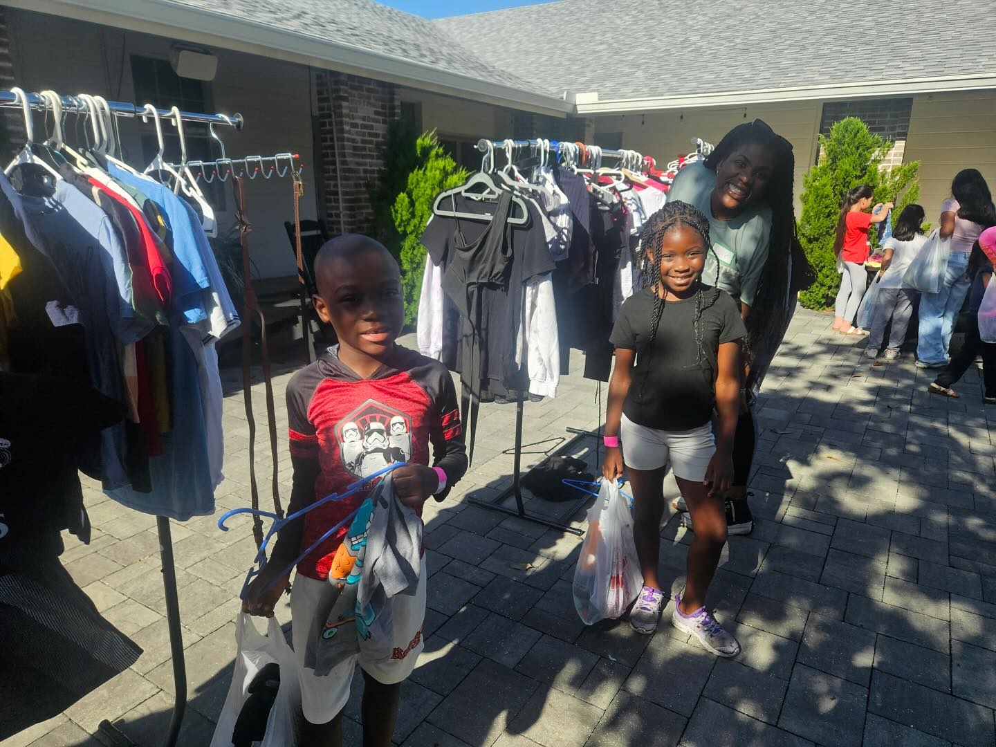 We were so grateful to have Angie’s Forever Angels at OCC last week to let the kids “shop” before their first day back to school! When we all work together, we can really make a difference 💛. Thank you for making the day extra special!