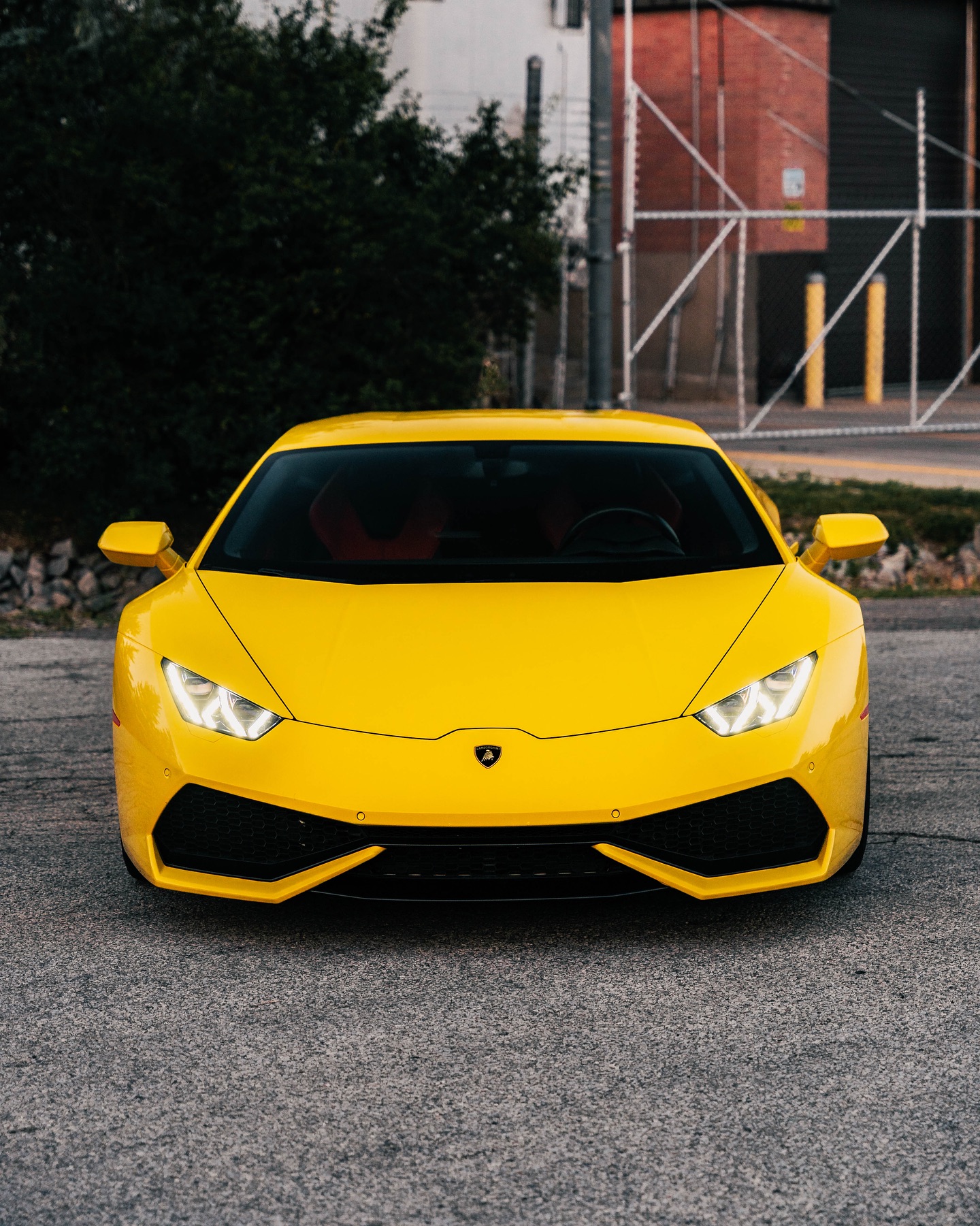 Another job complete ✅ This Lamborghini Huracan arrived for a full colour change + door jams! From an OEM white to a paint like finish in high gloss bright yellow vinyl by 3m this Huracan is looking like it the day it came off the showroom floor, ready to hit the roads again! Wrapped at @DRVNAutoworks