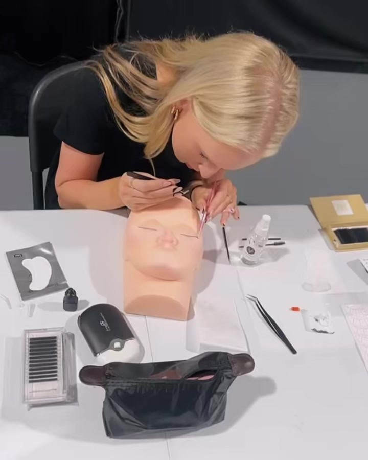 Prepping for our September Class!
September 17 & 19 → Two days. One lash kit.
$999 = skills, tools, and certification to start your own lash biz ASAP. 💼💙
Imagine: You could be lashing, booking clients, and making money doing what you LOVE.
💵 Just $300 down by September 8 locks in your seat!
Spots are limited!! Message me NOW to claim your spot!!