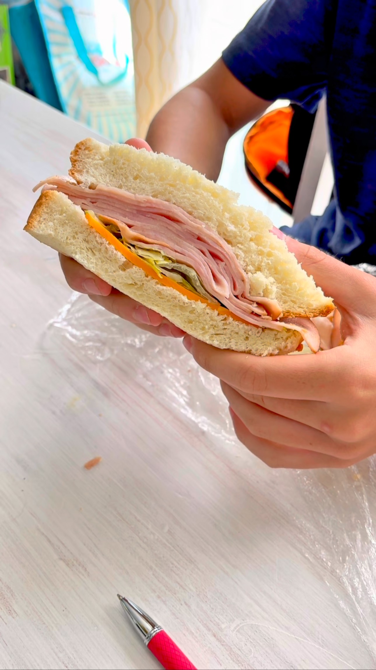 A Ham and Cheese for Charlie from Riley’s! I am slowly convincing him to be in my videos. Thanks for the sandwich suggestion Charlie! And don’t worry we fed my friend. I made her a Kimchi Grilled Cheese 😀
#nationalsandwichmonth #ham #classic